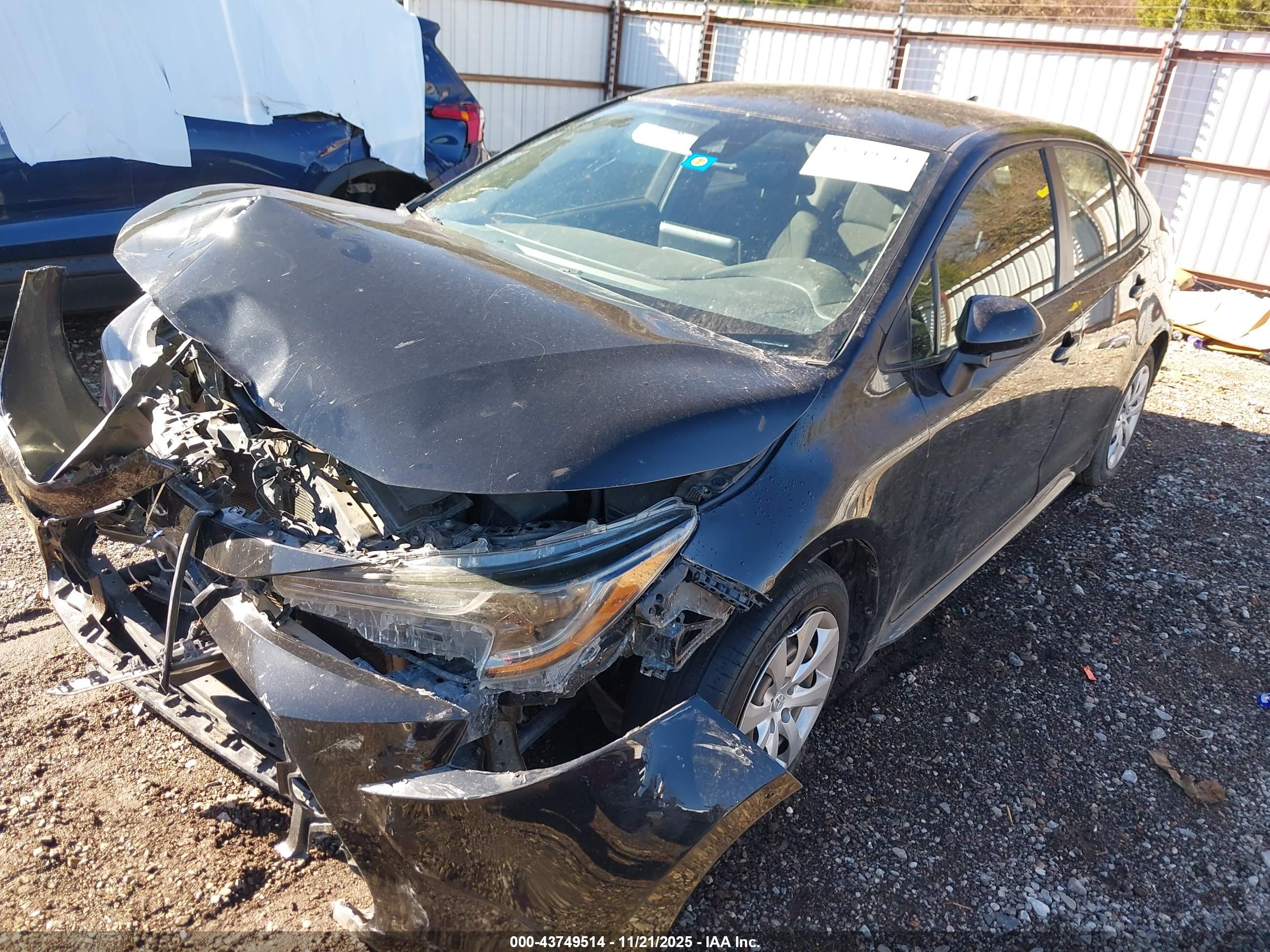 TOYOTA COROLLA image 2