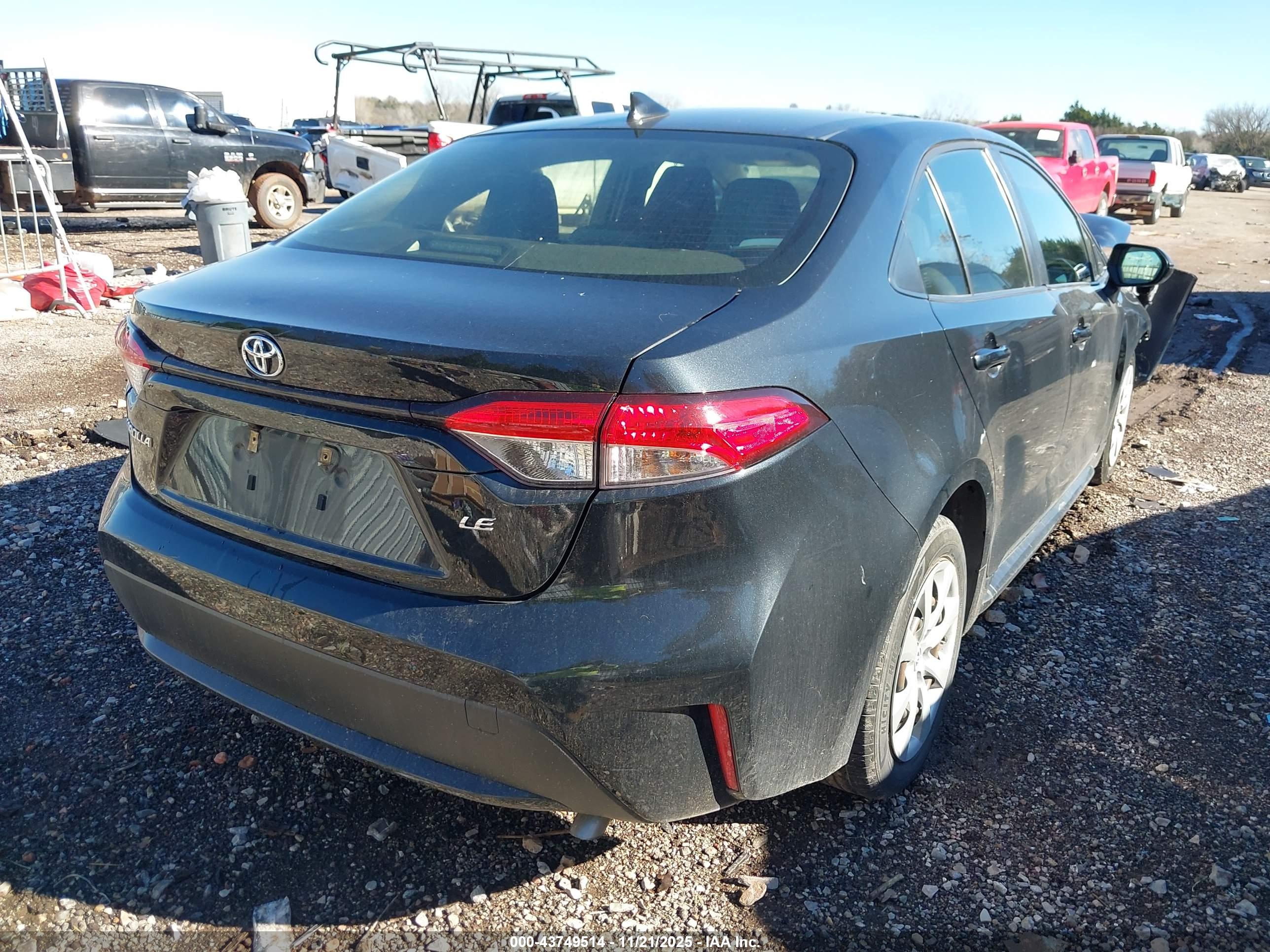 TOYOTA COROLLA image 4