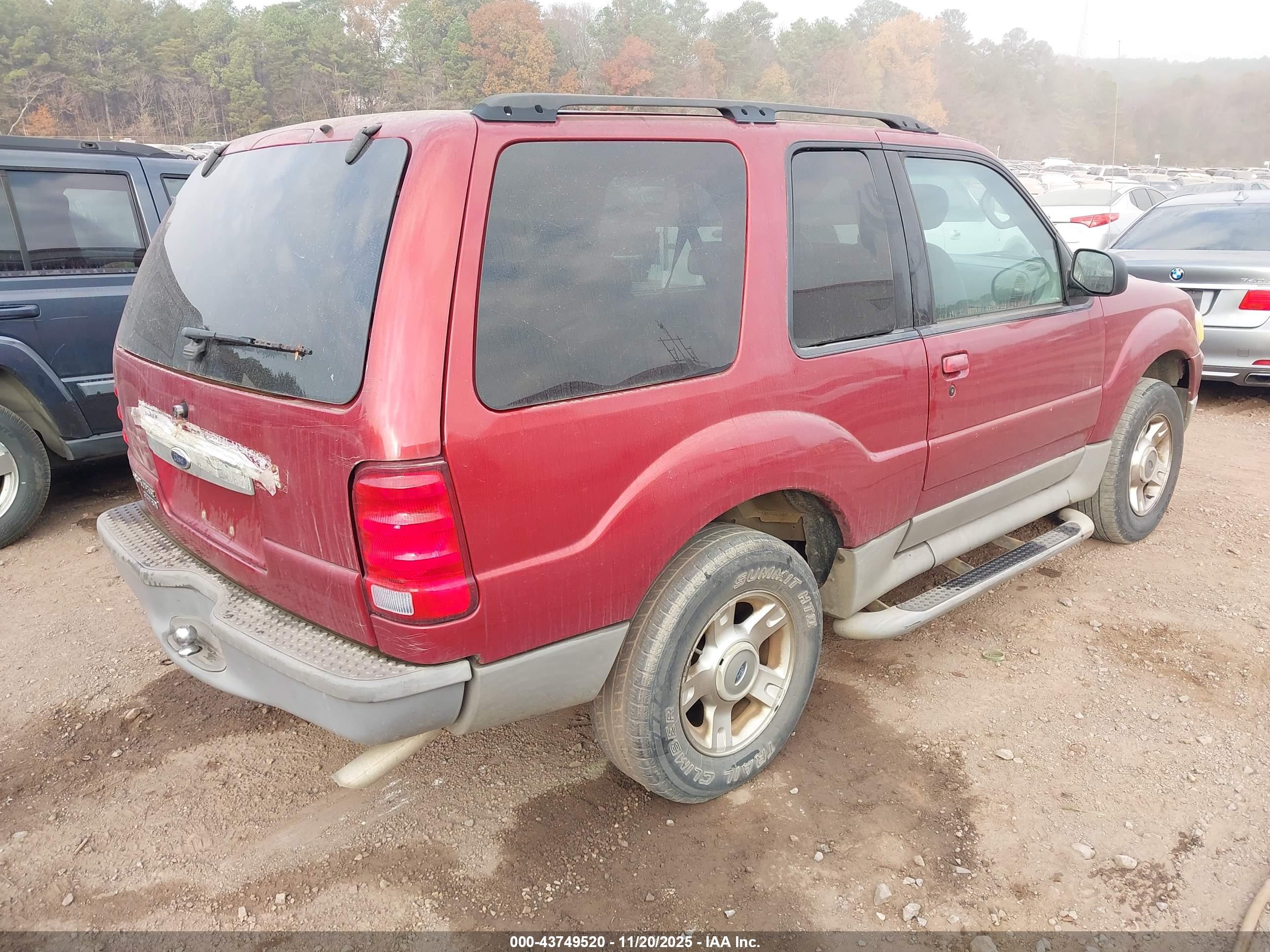 FORD EXPLORER image 4