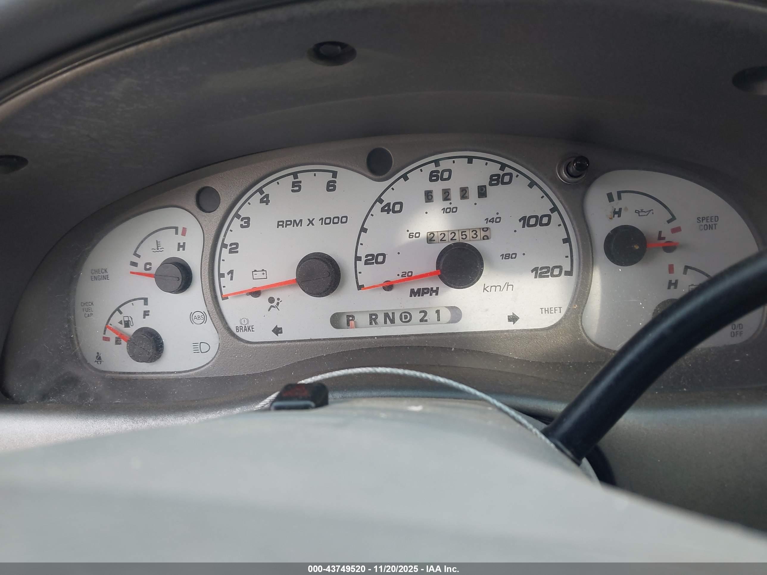 FORD EXPLORER image 7