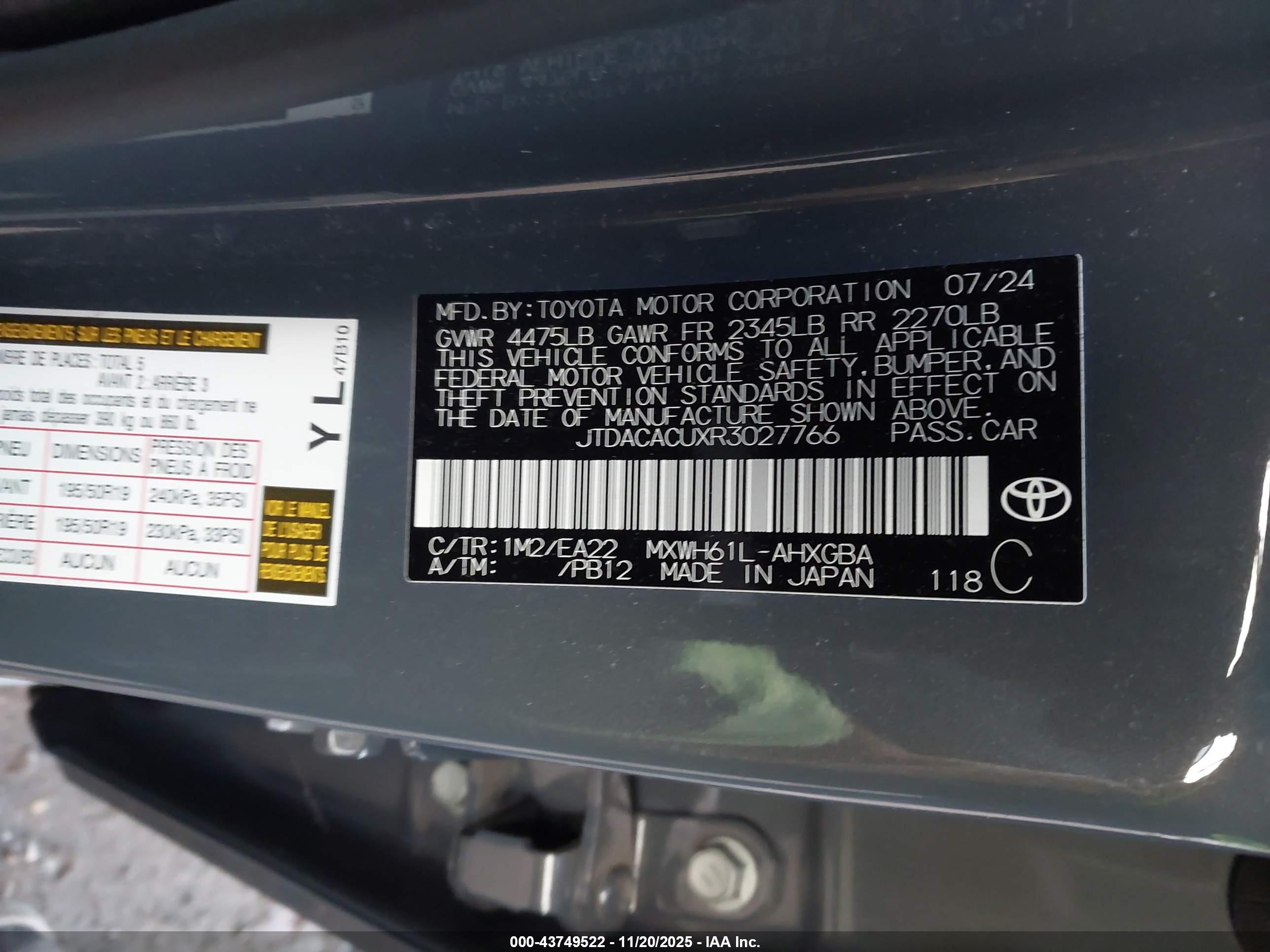 TOYOTA PRIUS image 9