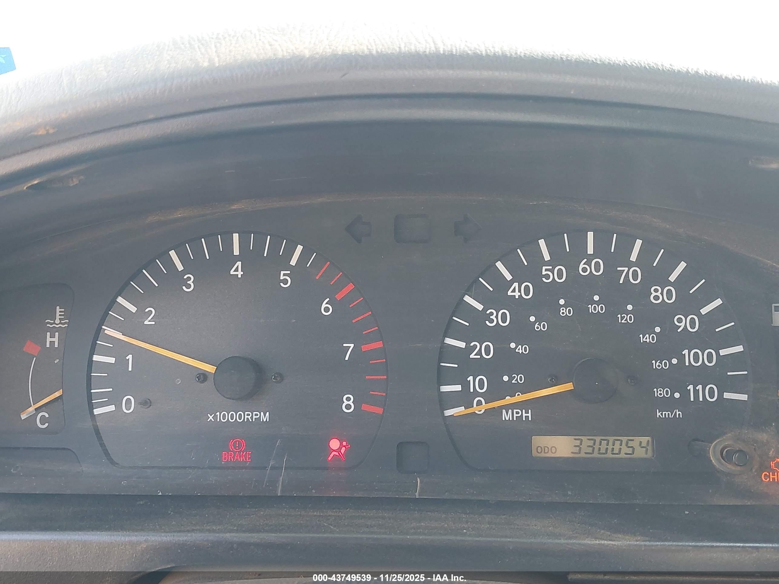TOYOTA TACOMA image 7