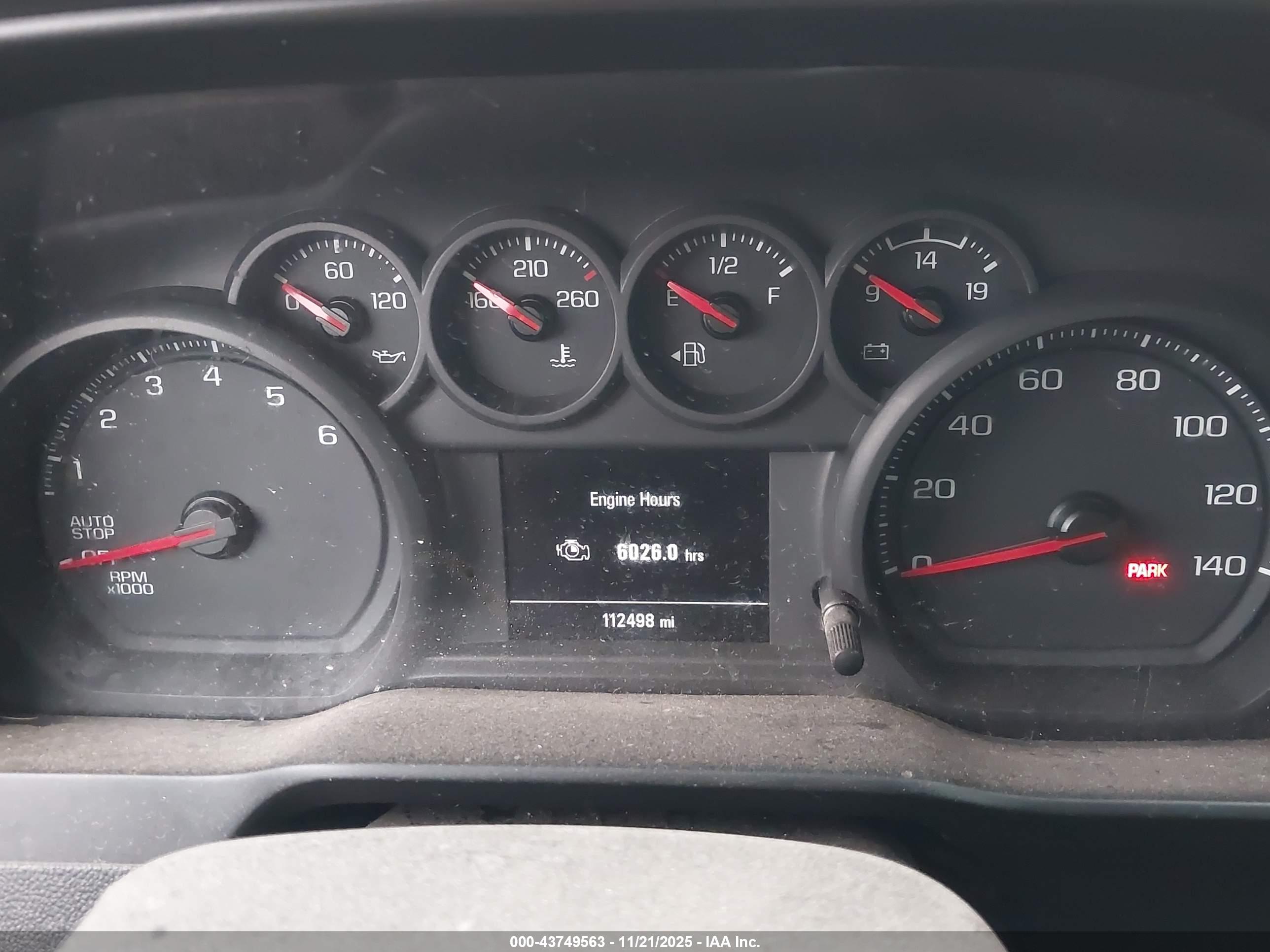 CHEVROLET SILVERADO image 7
