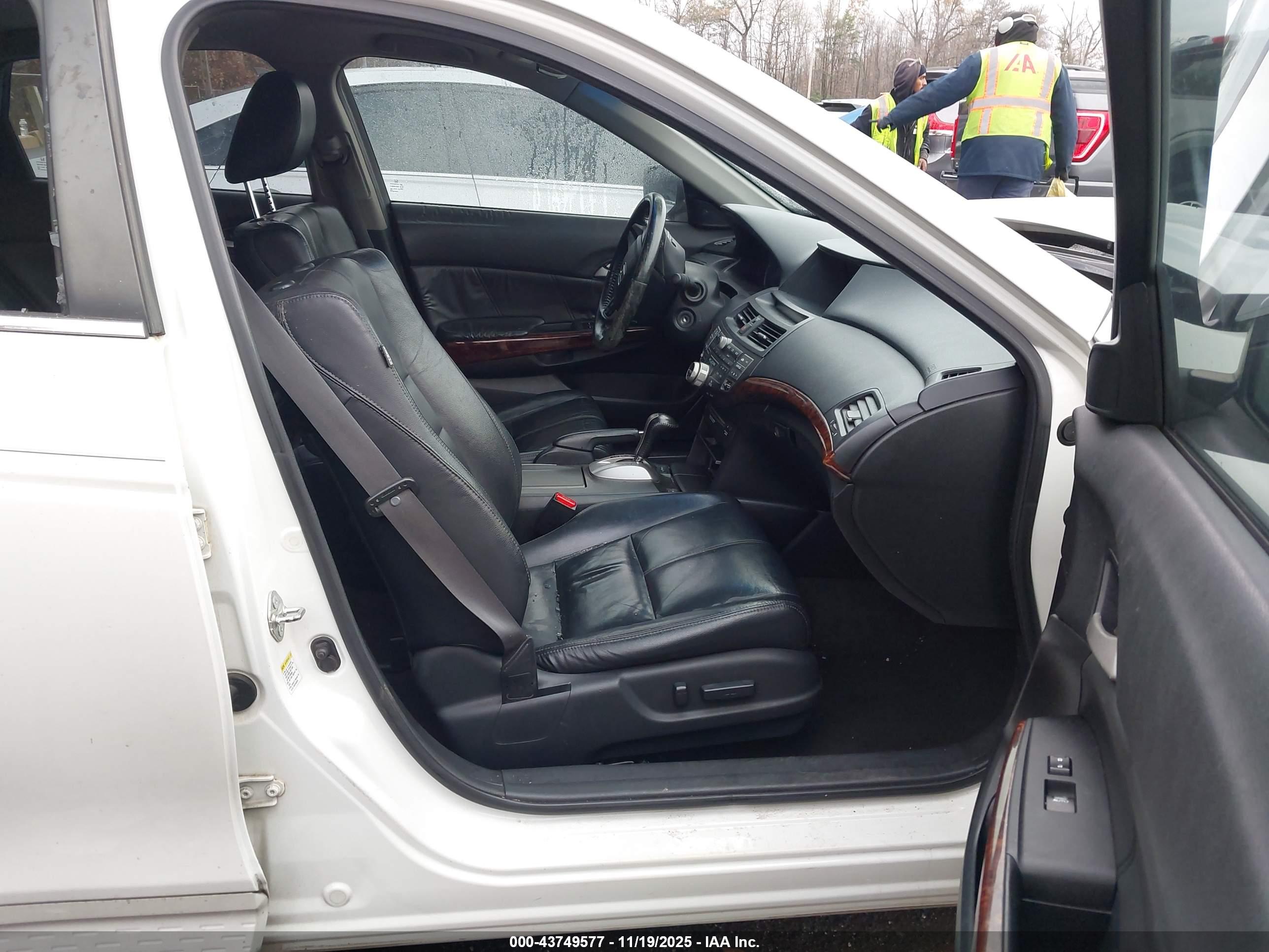 HONDA ACCORD image 5