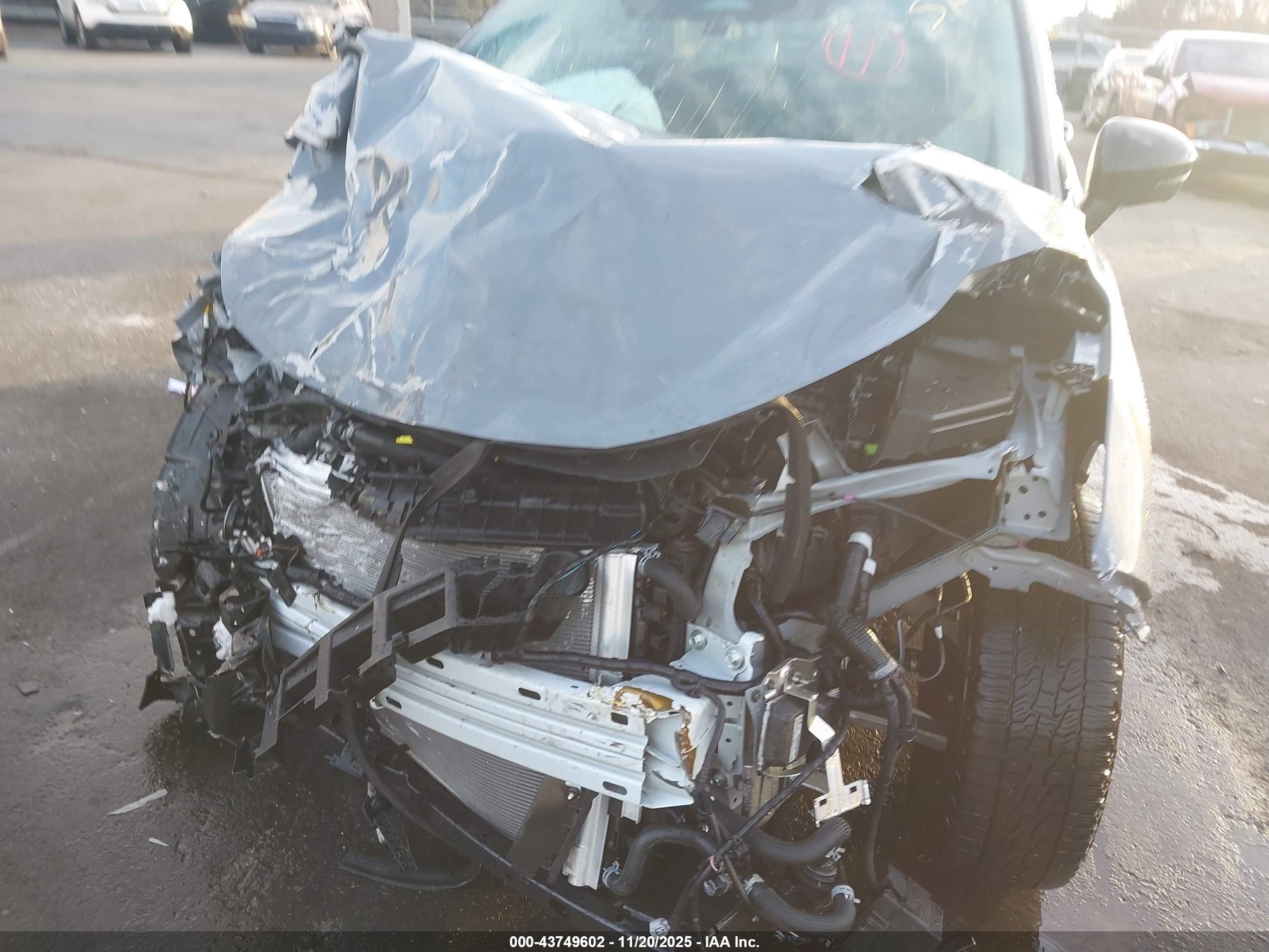 NISSAN ROGUE image 6