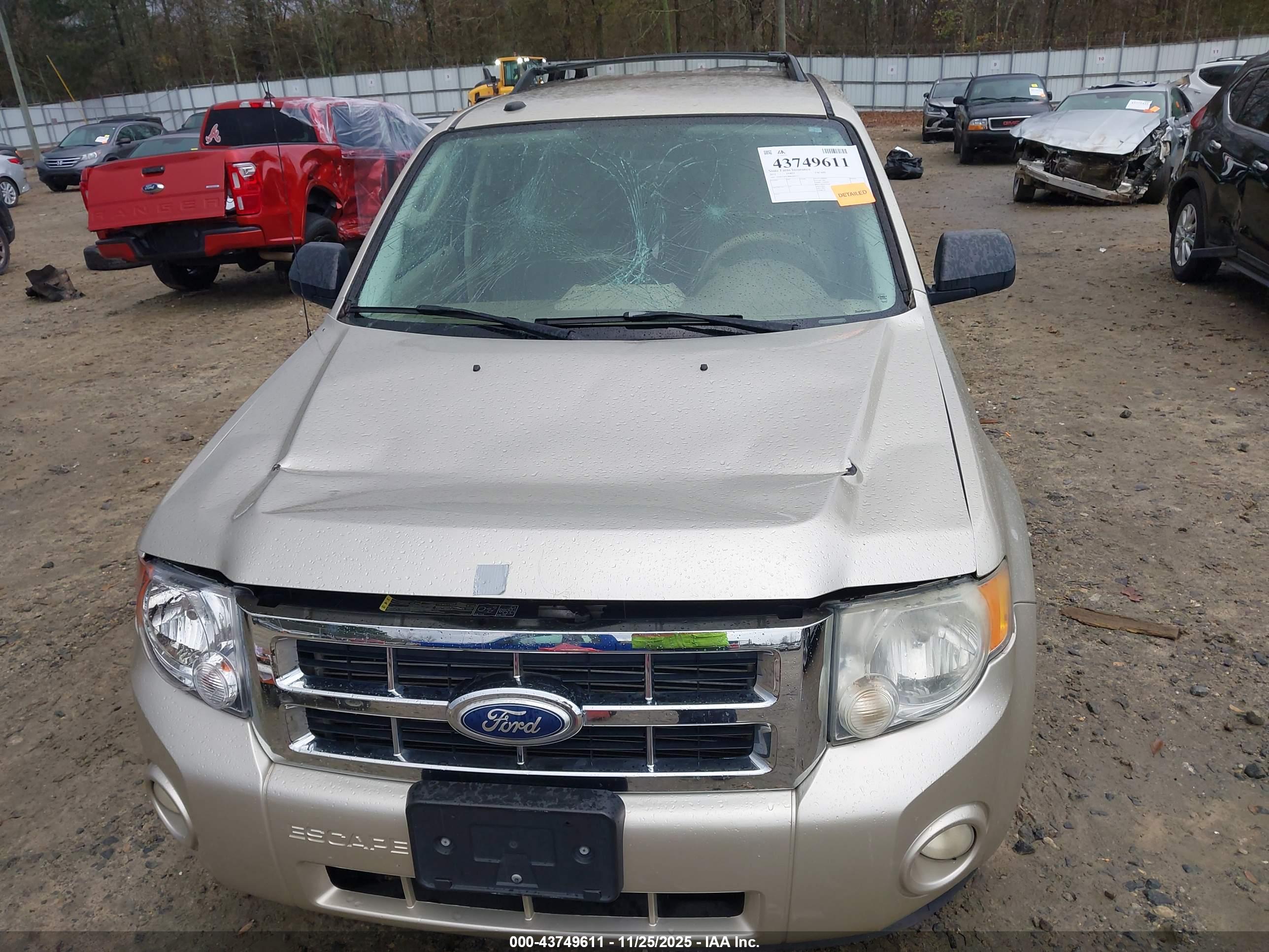 FORD ESCAPE image 6