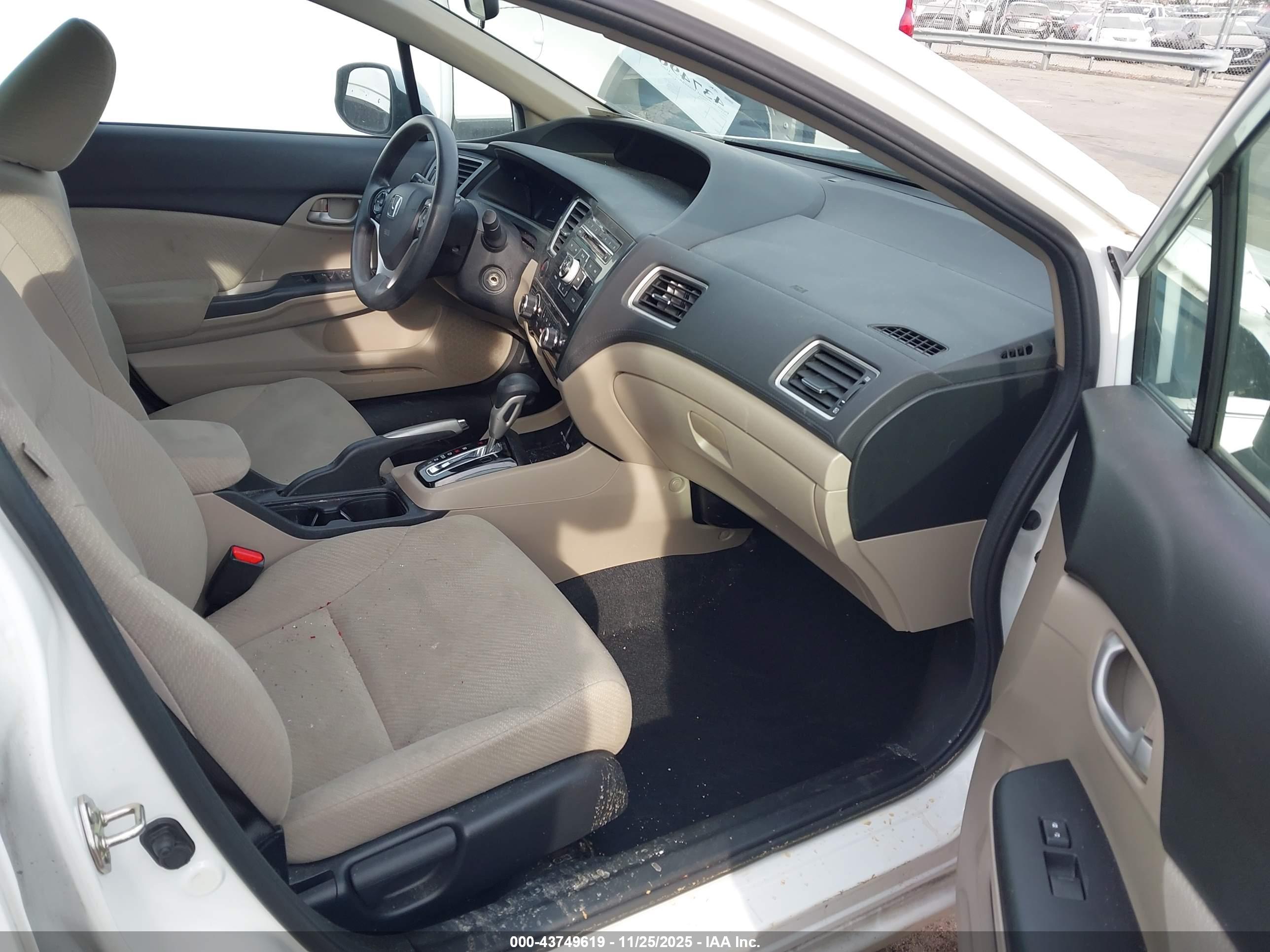 HONDA CIVIC image 5