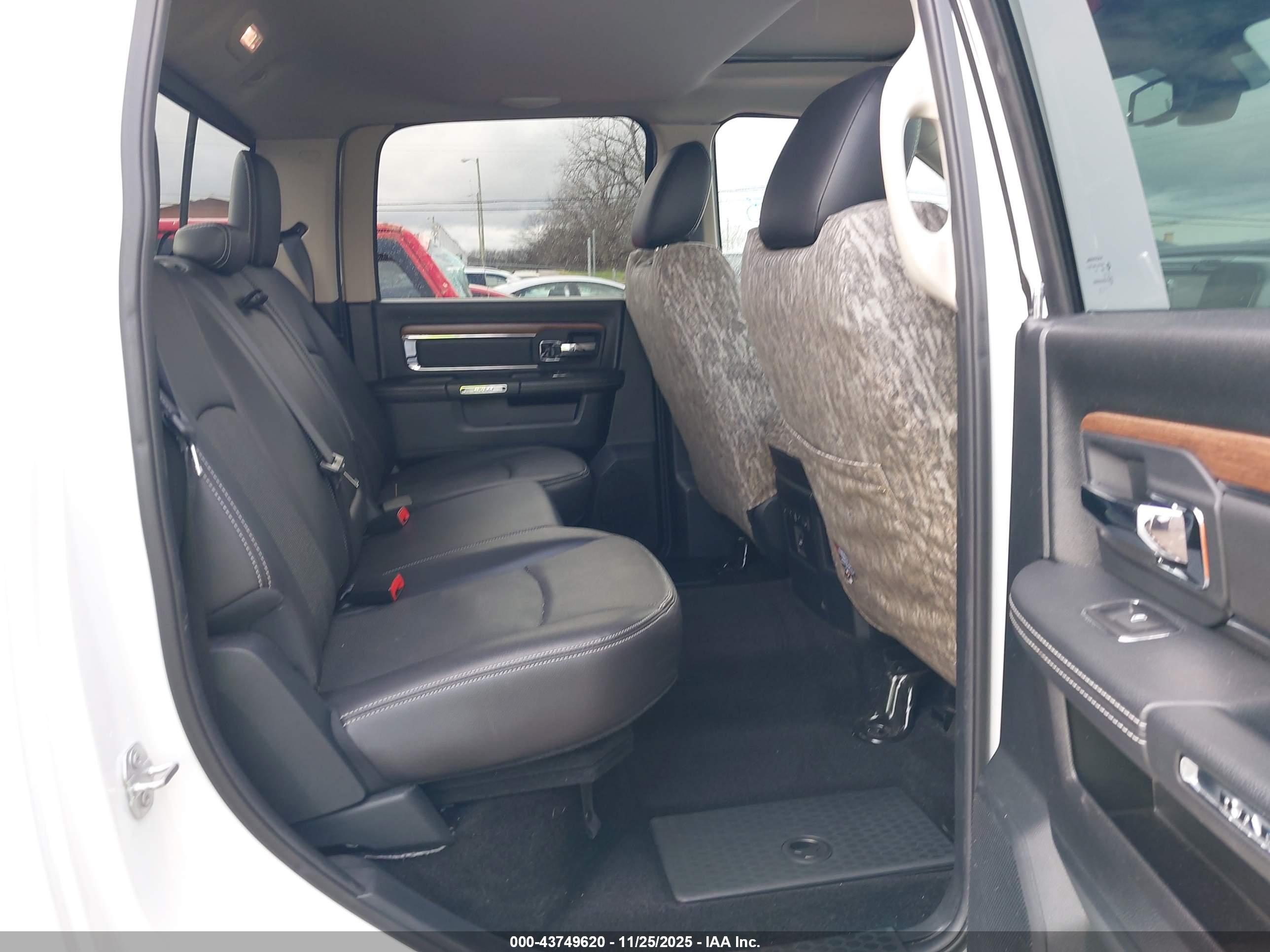 RAM 1500 image 8