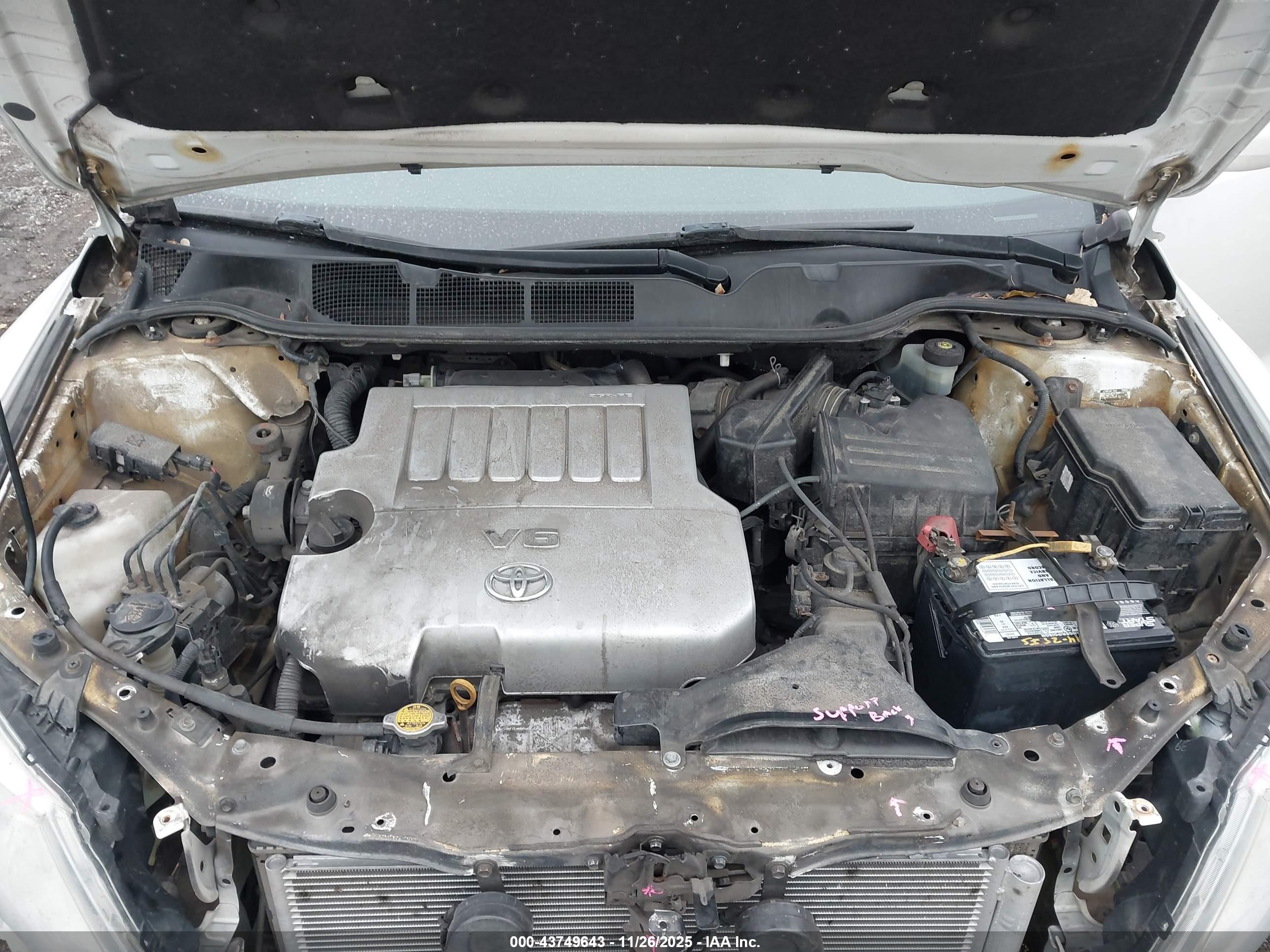 TOYOTA VENZA image 10