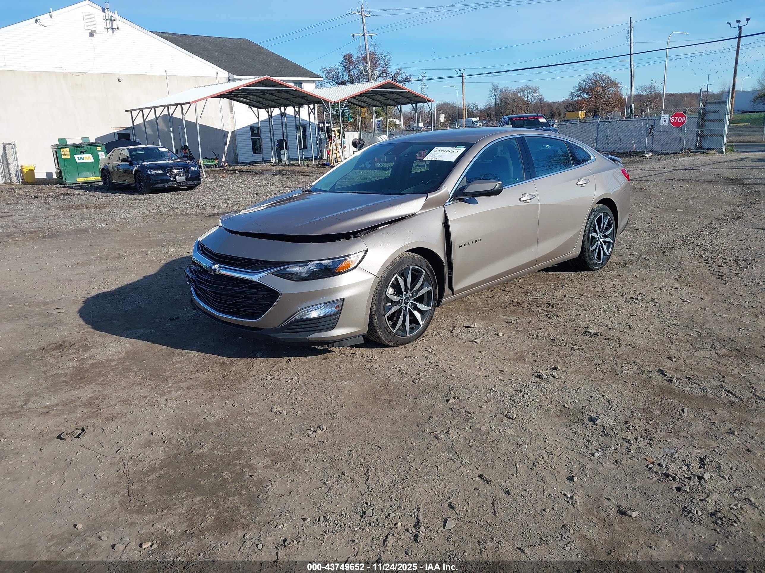 CHEVROLET MALIBU image 2