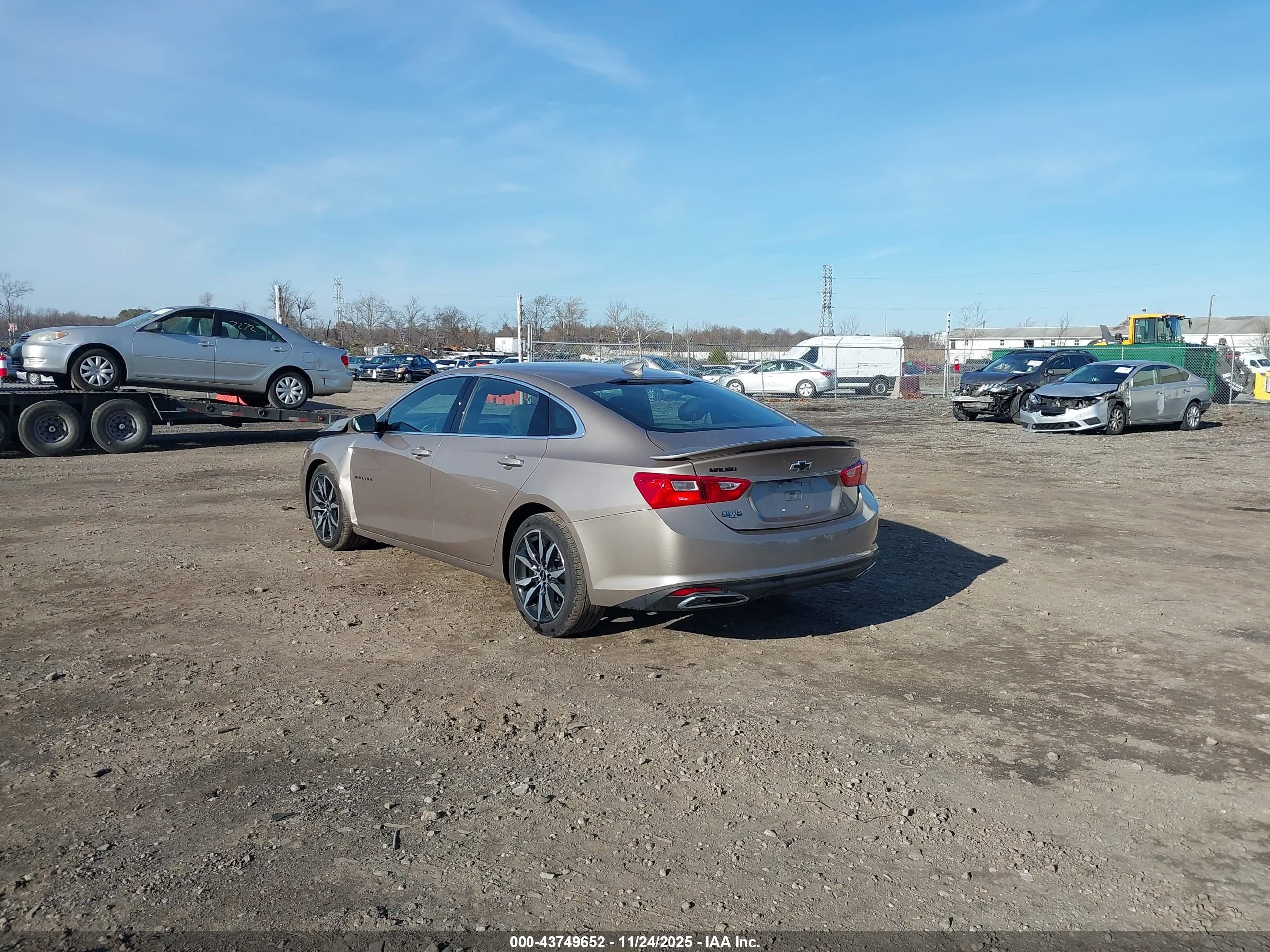 CHEVROLET MALIBU image 3