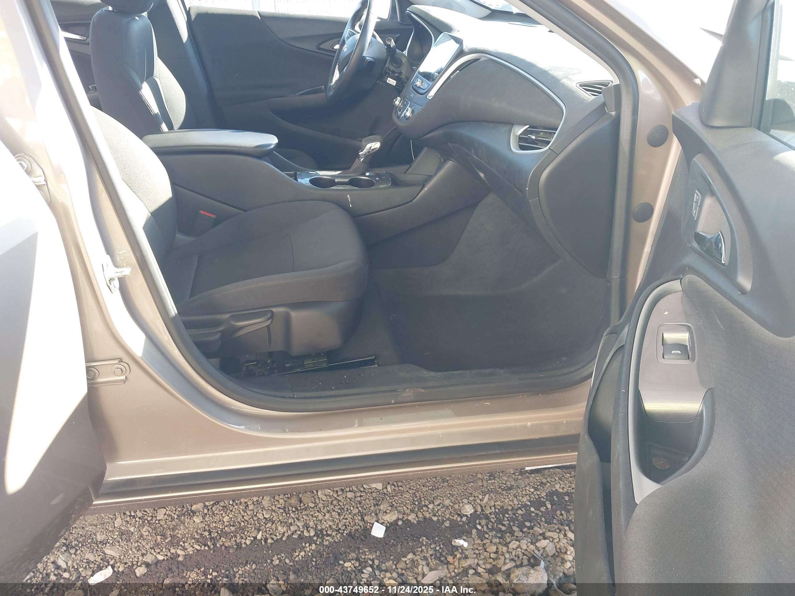 CHEVROLET MALIBU image 5