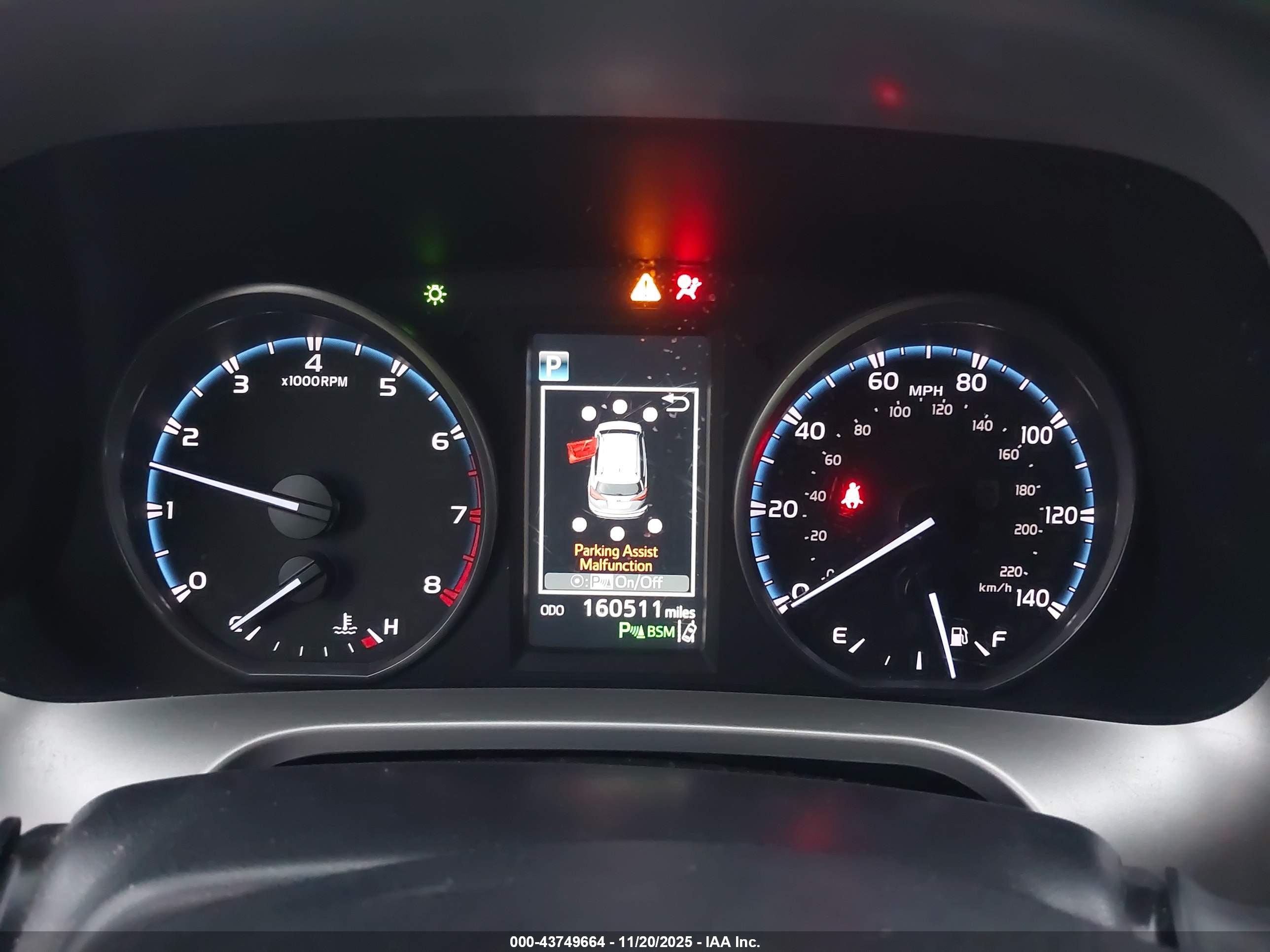 TOYOTA RAV4 image 7