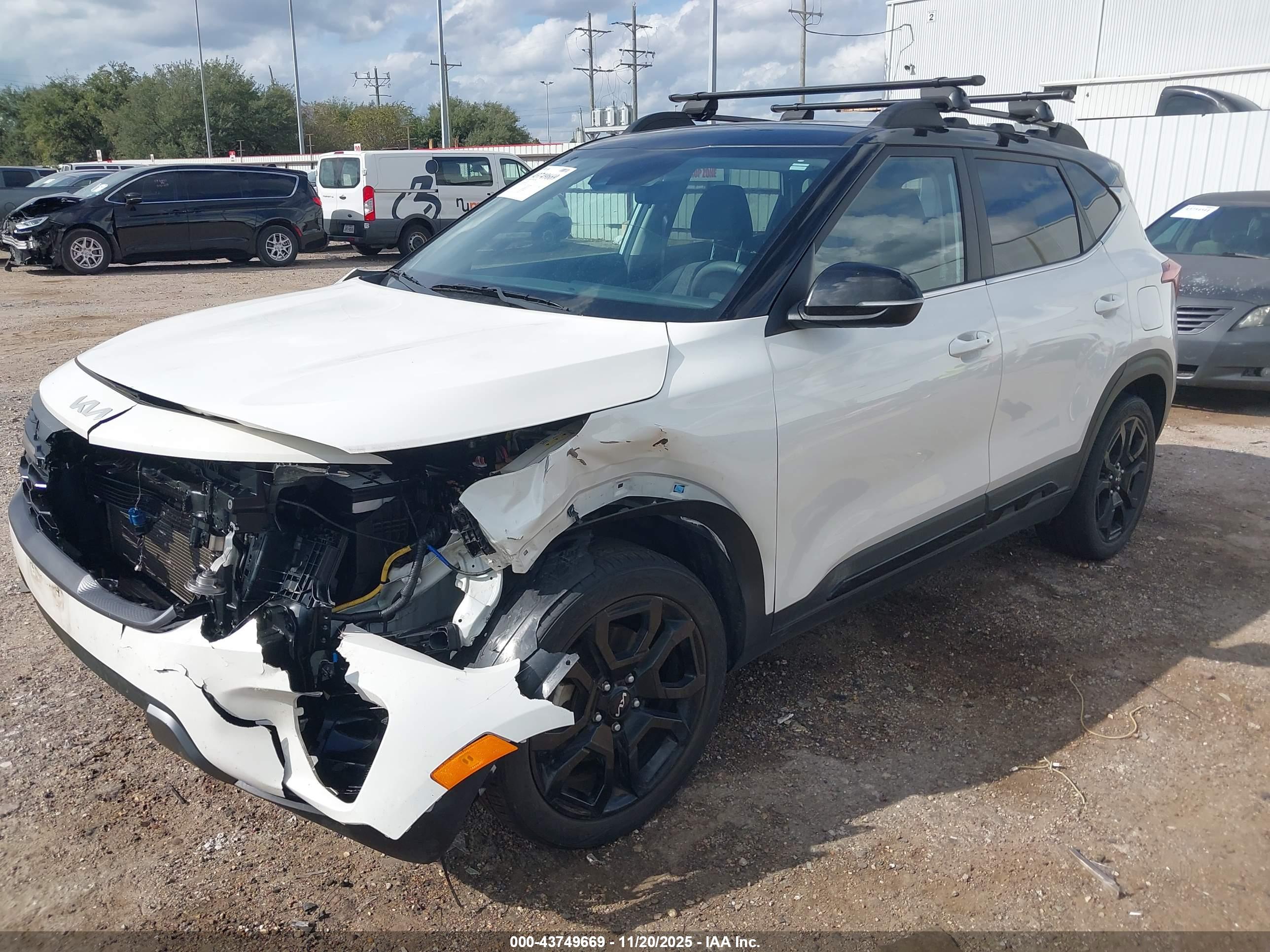 KIA SELTOS image 2