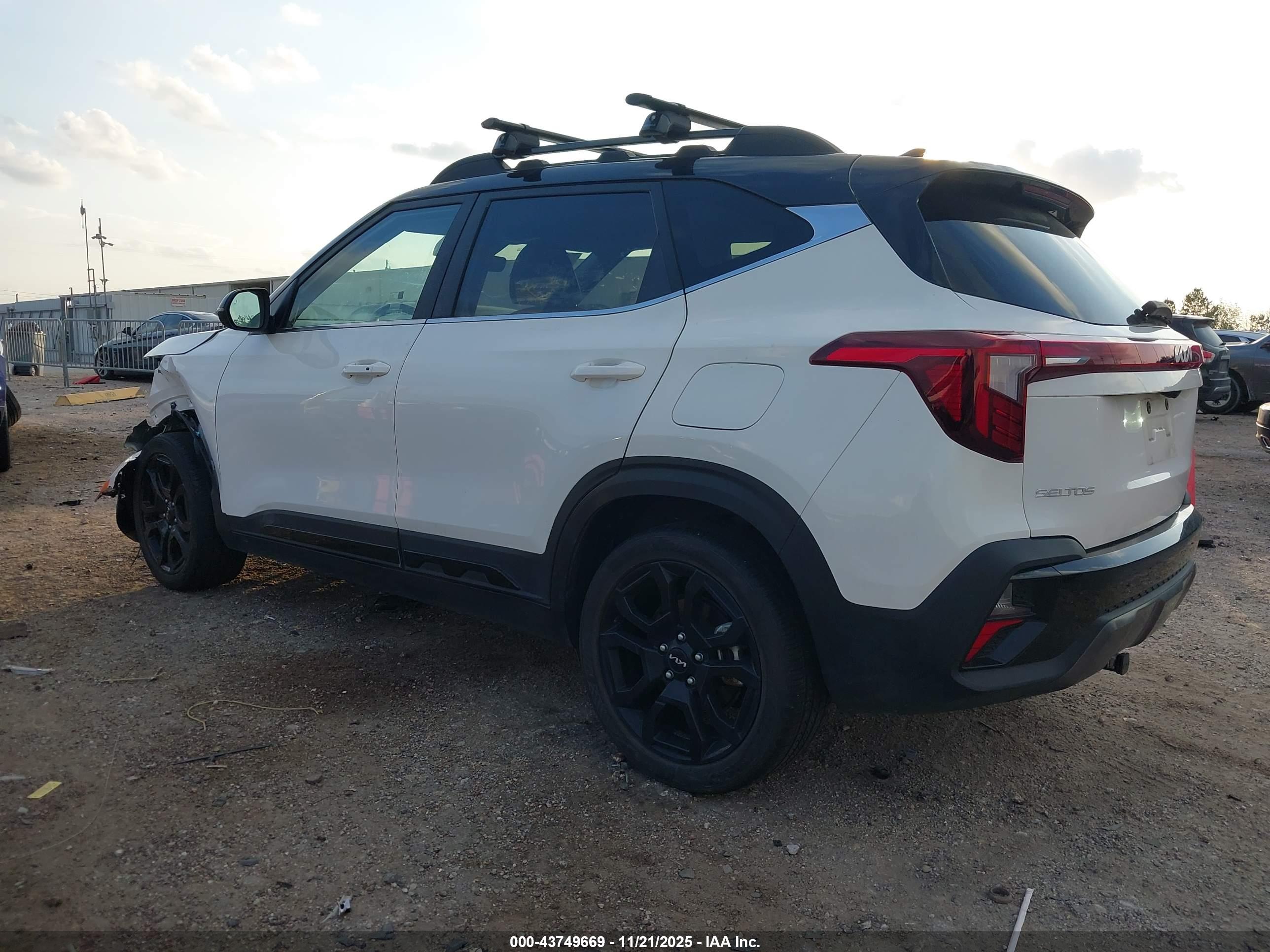 KIA SELTOS image 3