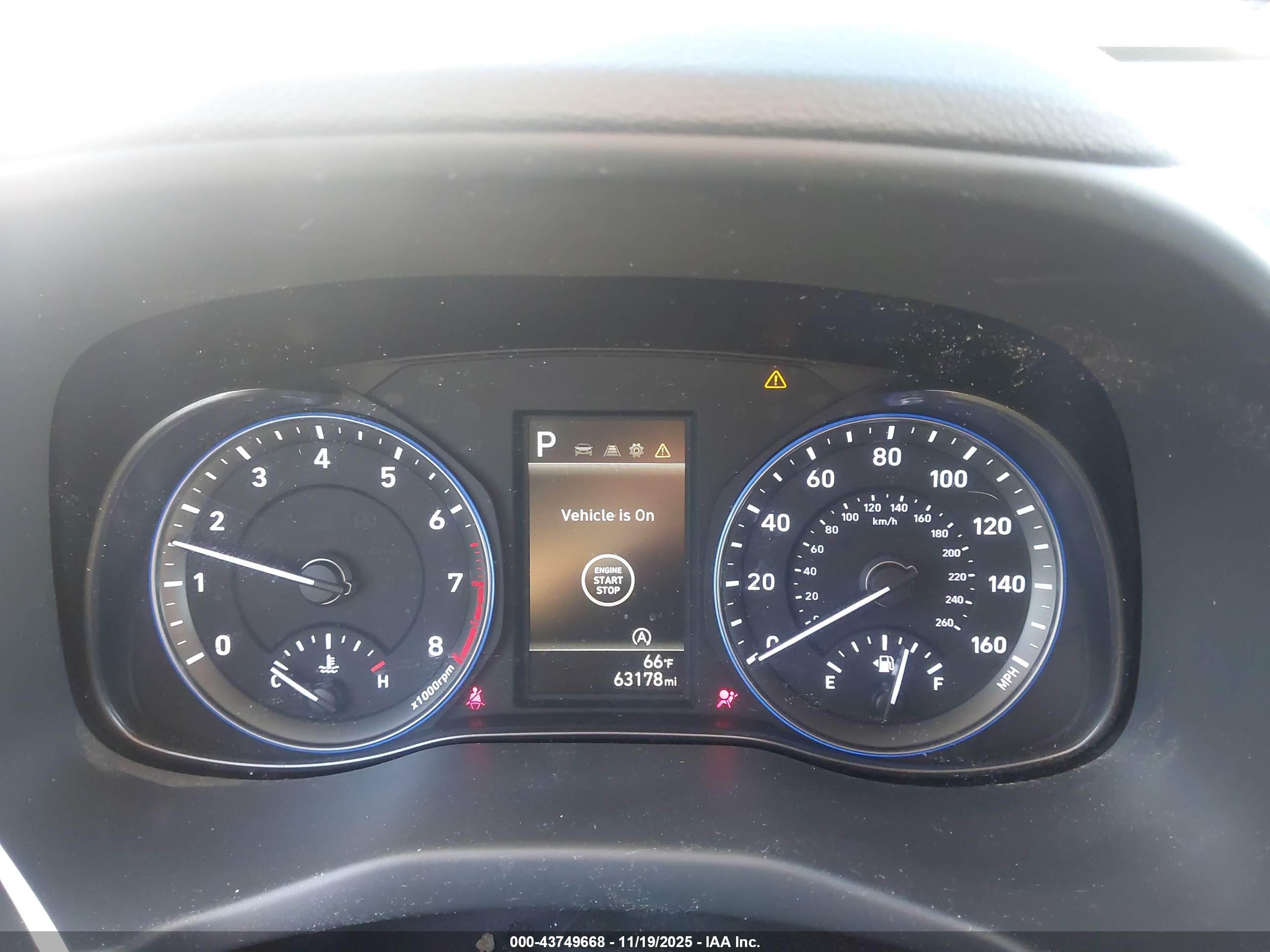 HYUNDAI KONA image 7