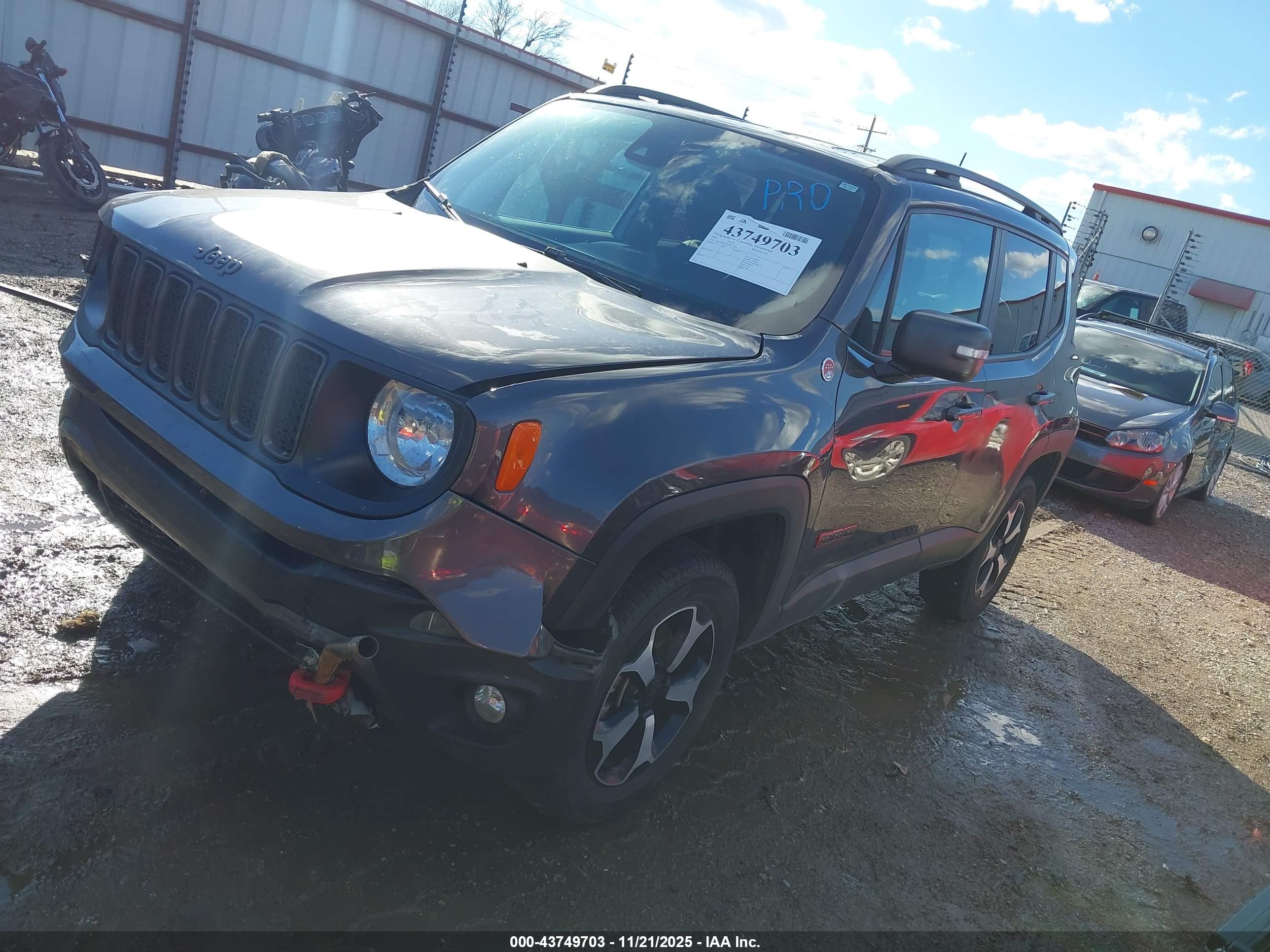 JEEP RENEGADE image 2