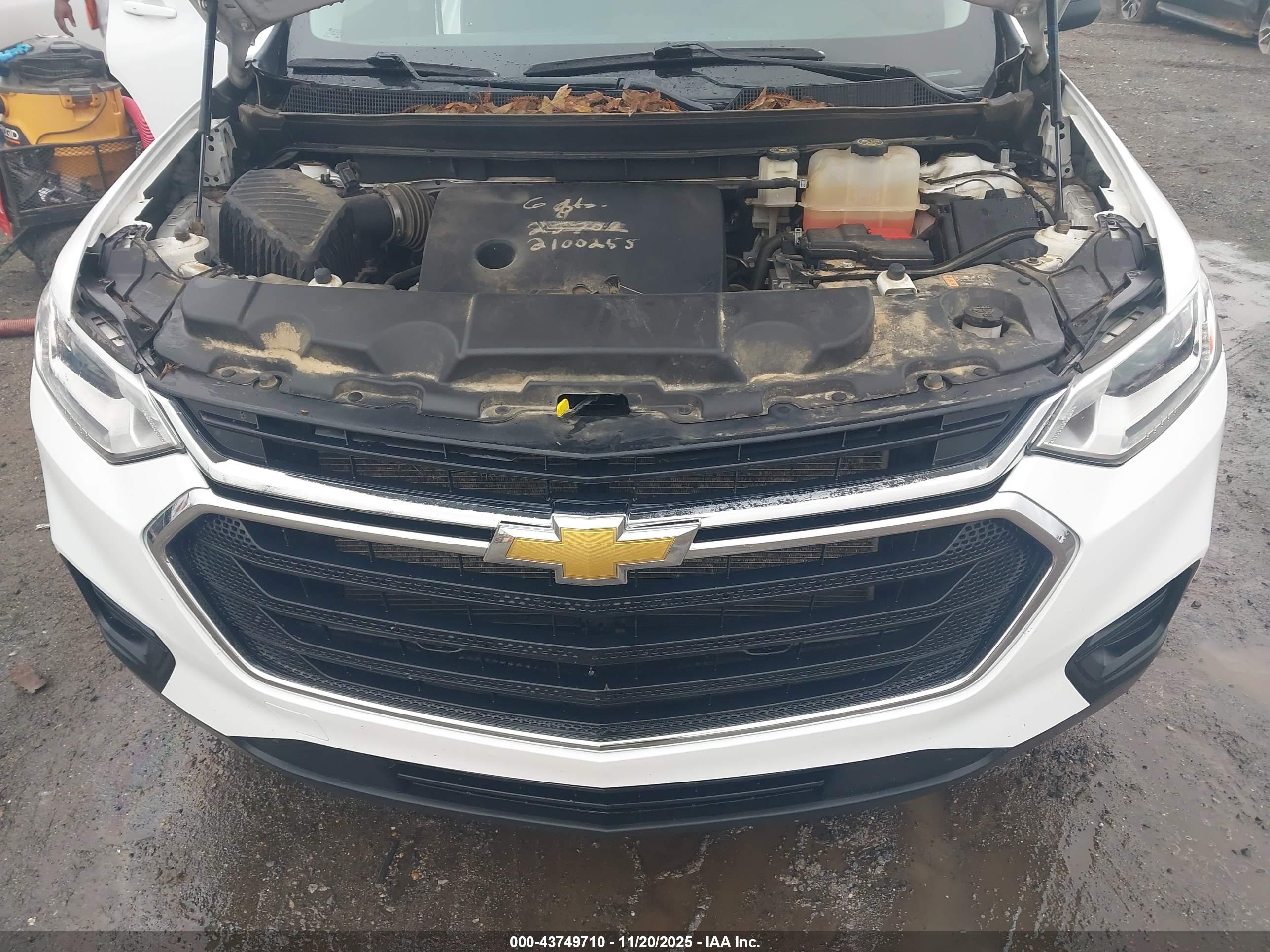 CHEVROLET TRAVERSE image 10