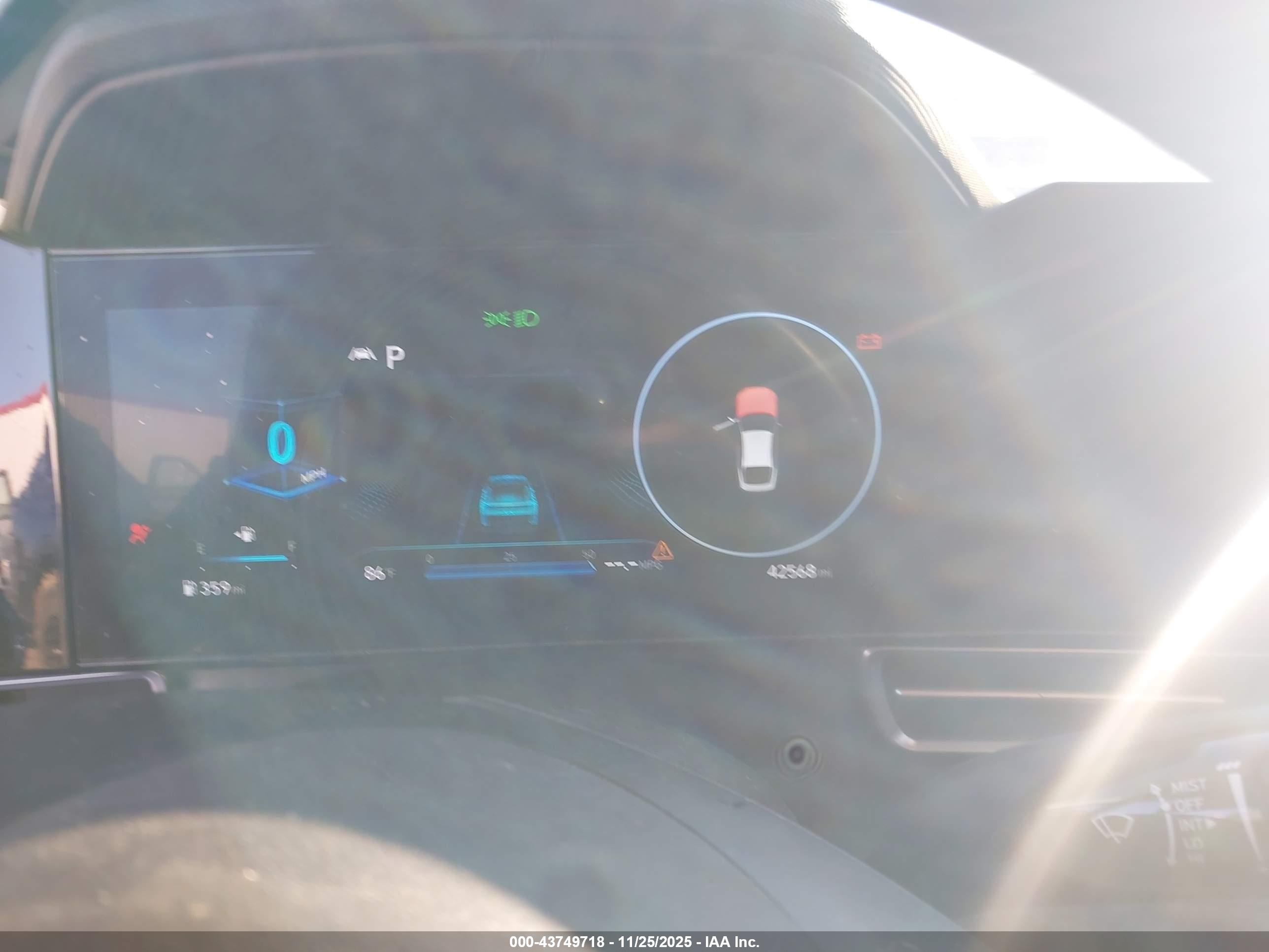 HYUNDAI ELANTRA image 7