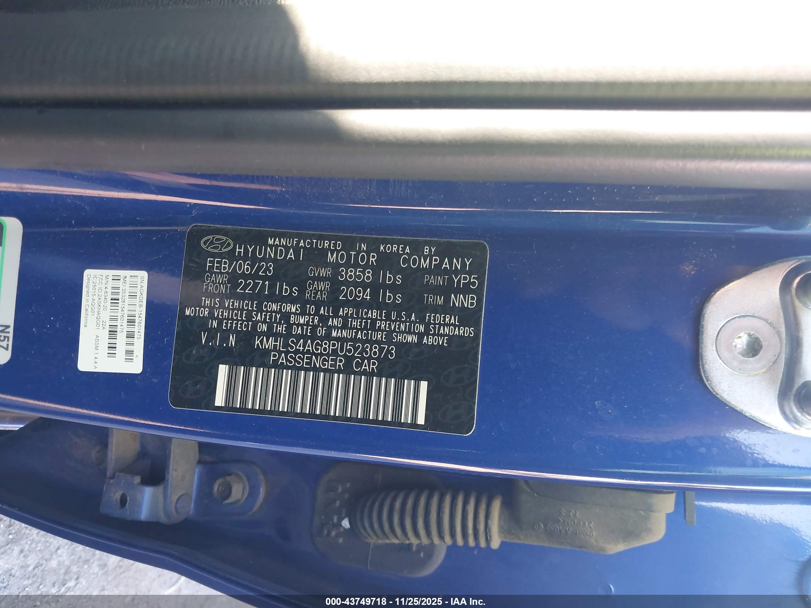 HYUNDAI ELANTRA image 9