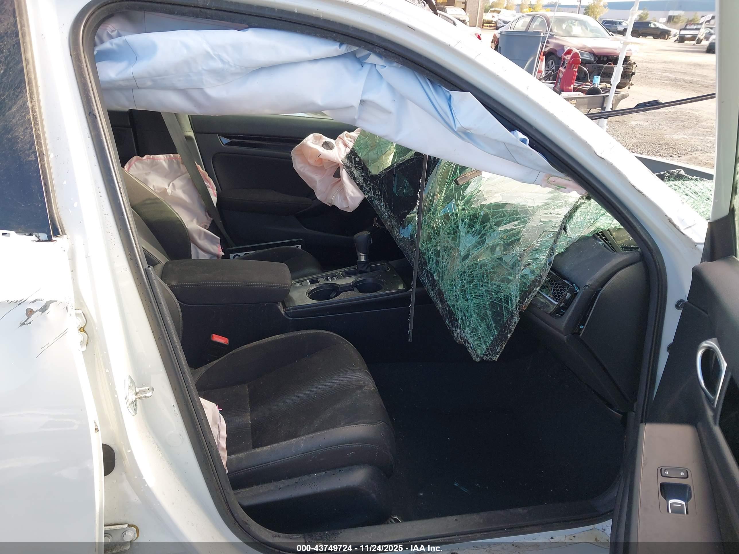 HONDA CIVIC image 5