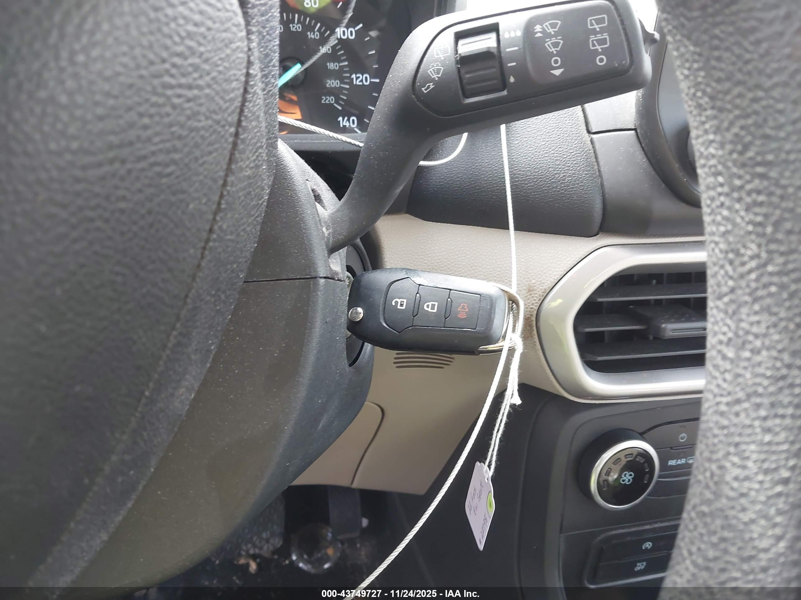 FORD ECOSPORT image 11