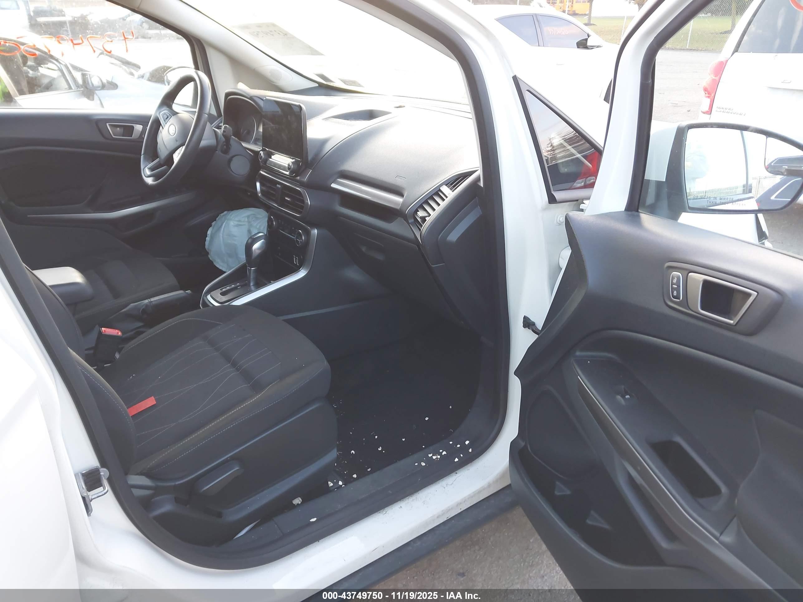 FORD ECOSPORT image 5