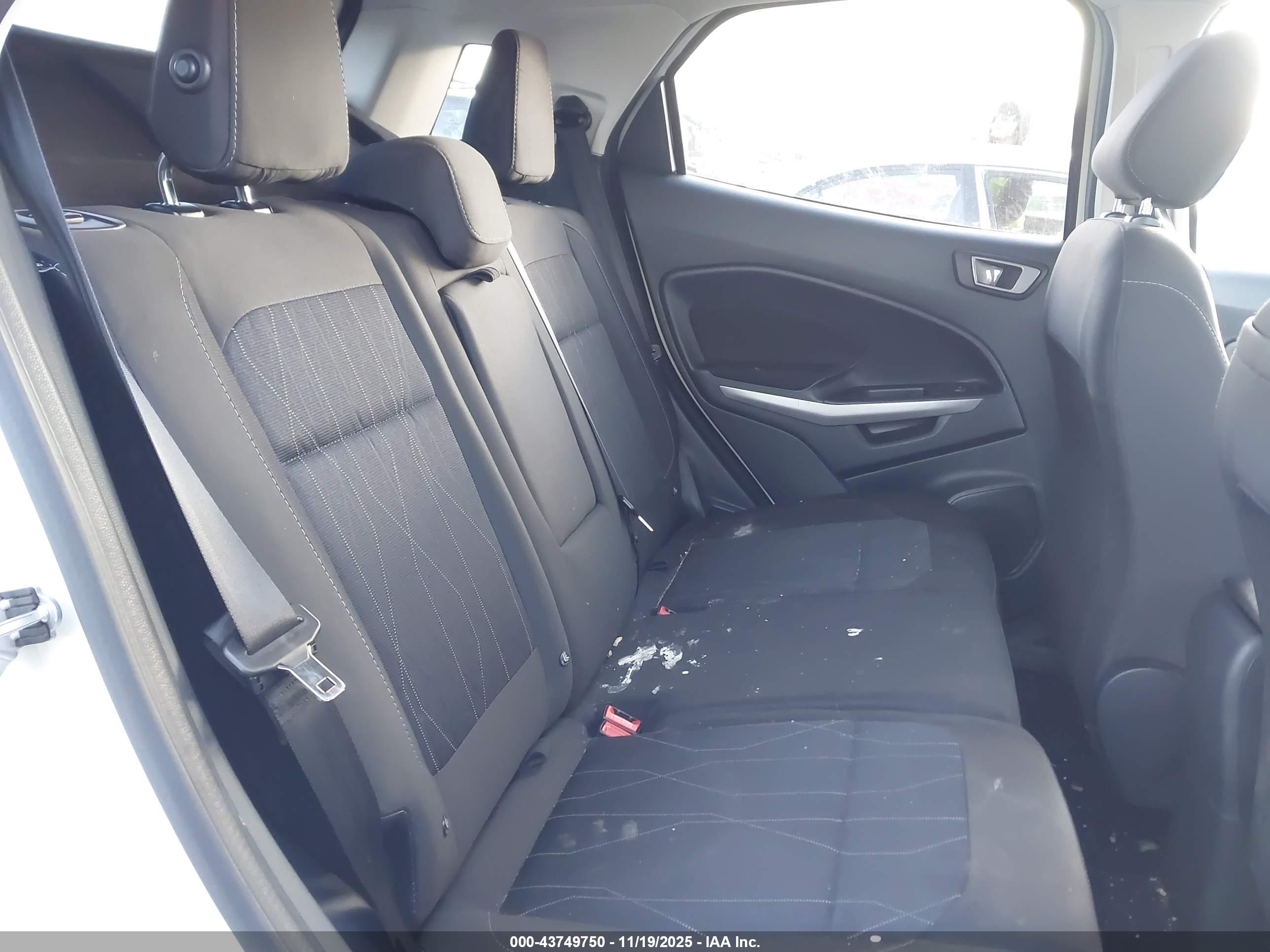 FORD ECOSPORT image 8