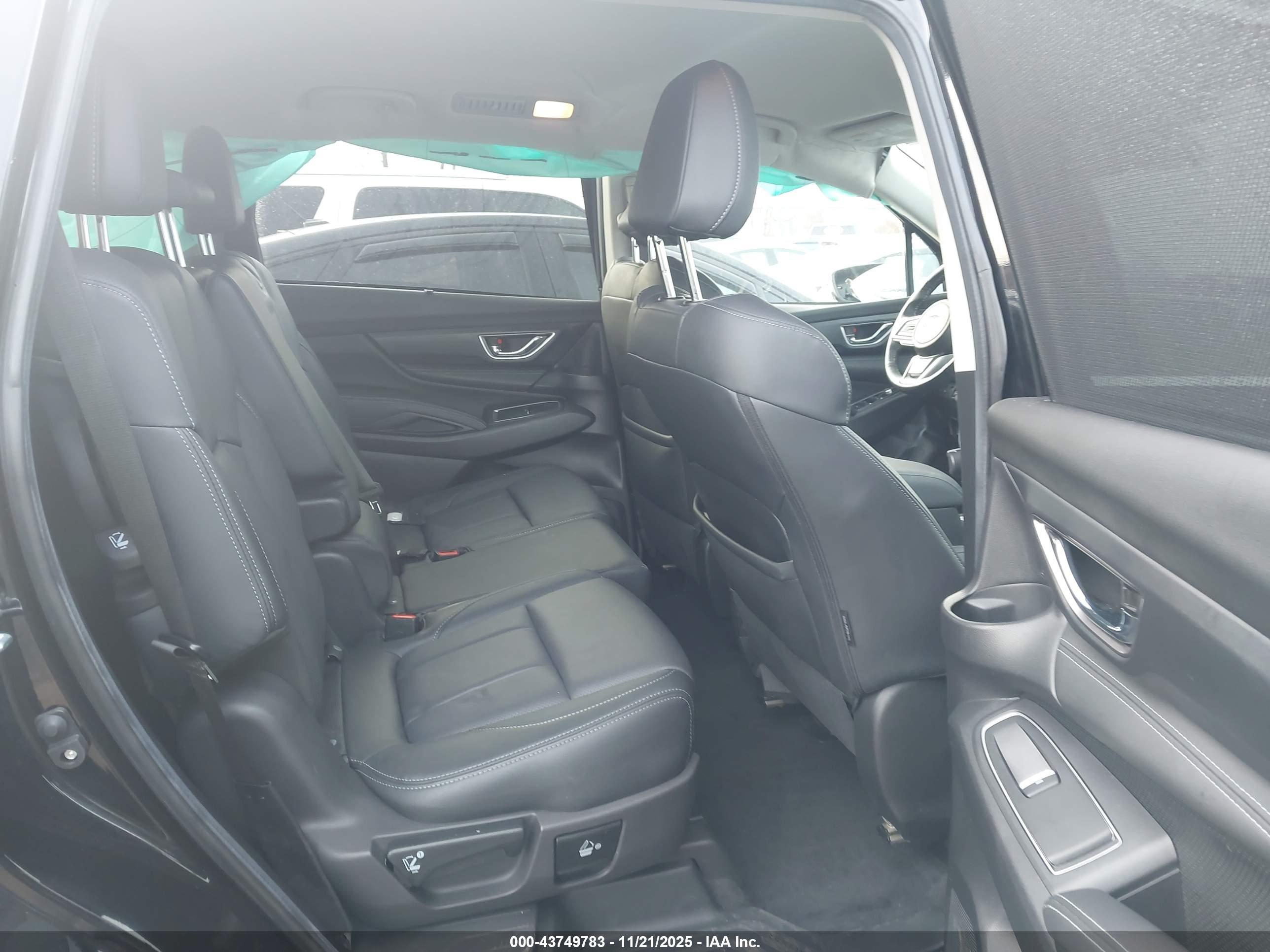 SUBARU ASCENT image 8