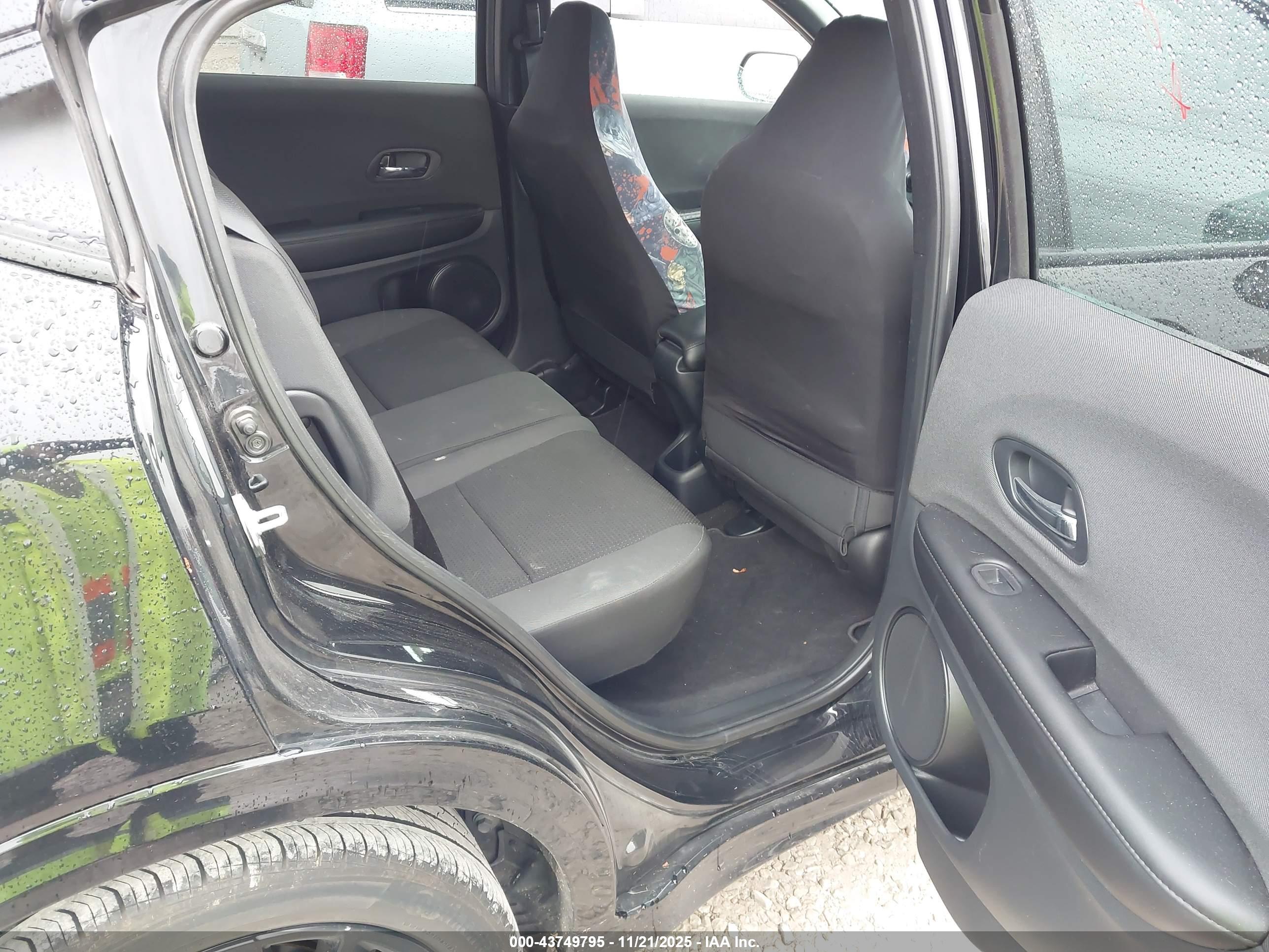 HONDA HR-V image 8