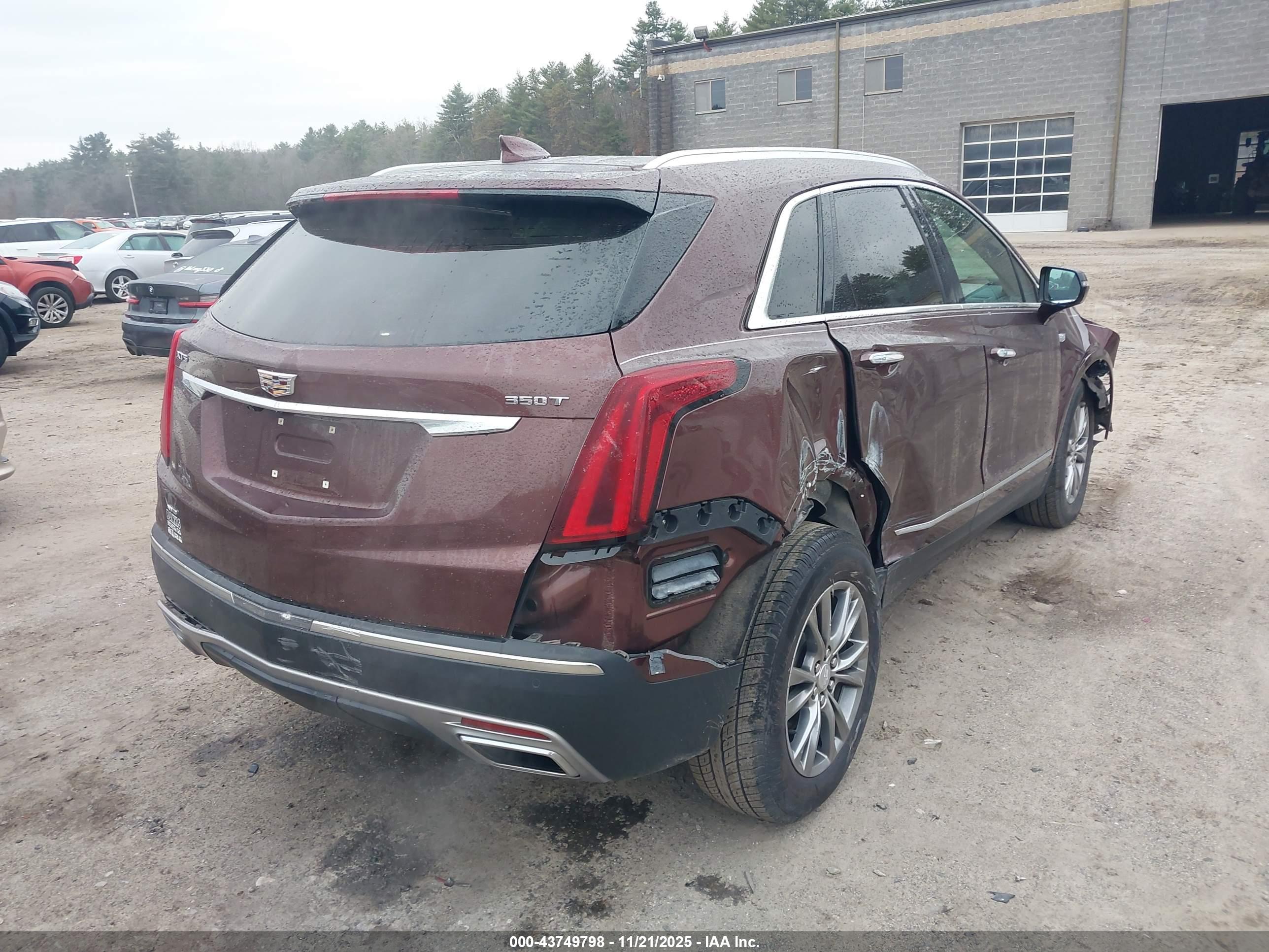 CADILLAC XT5 image 4
