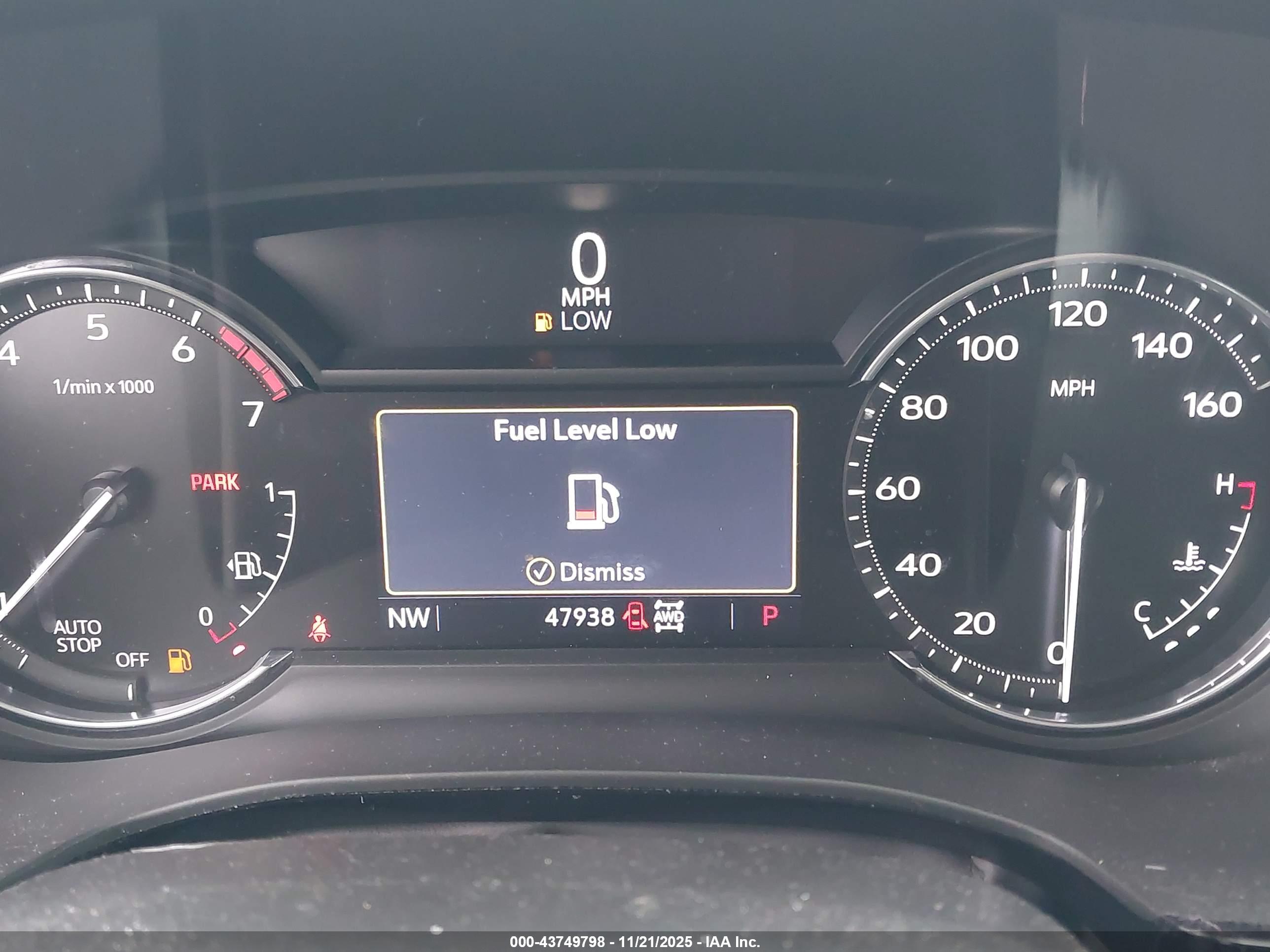 CADILLAC XT5 image 7