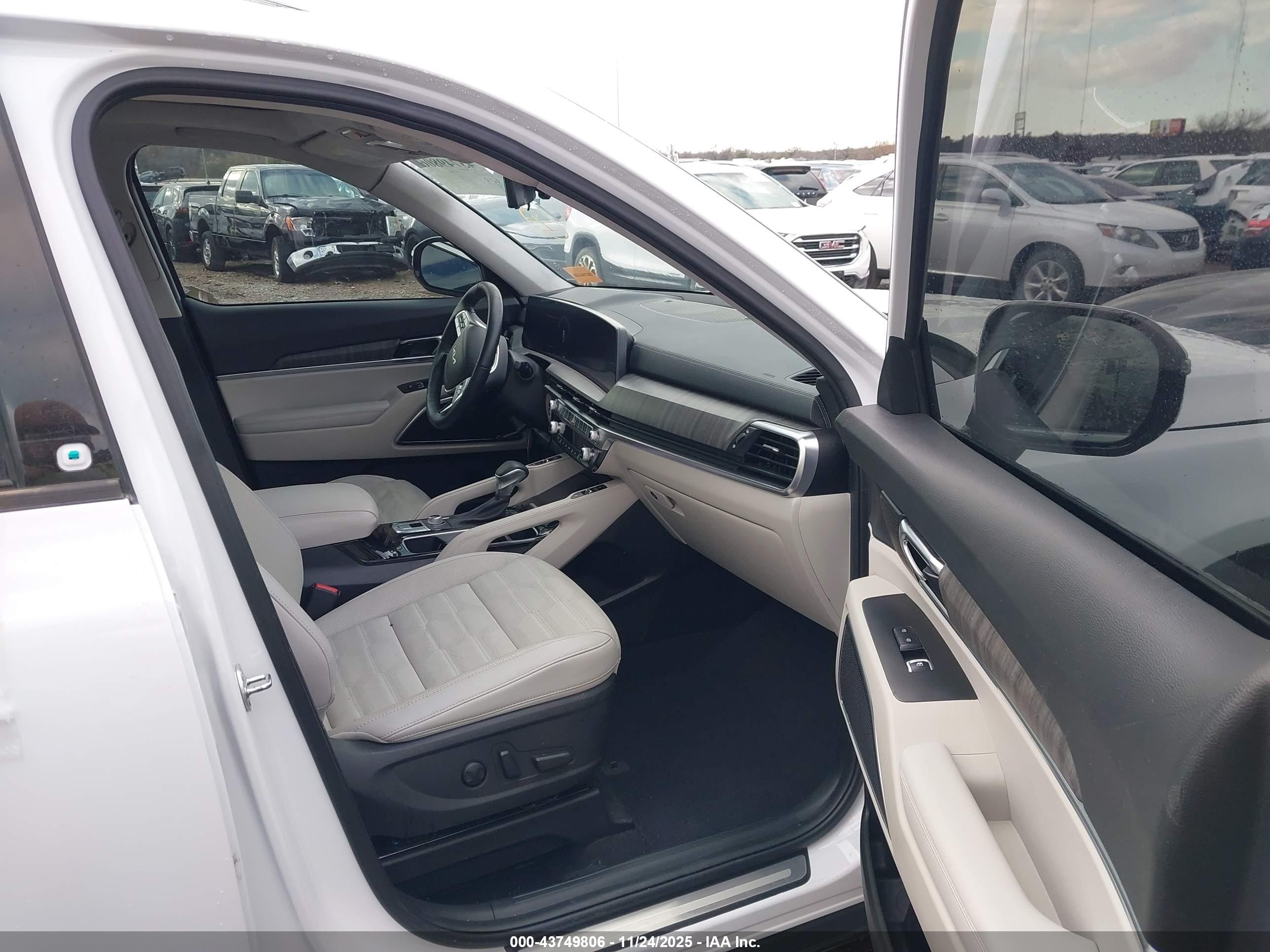 KIA TELLURIDE image 5