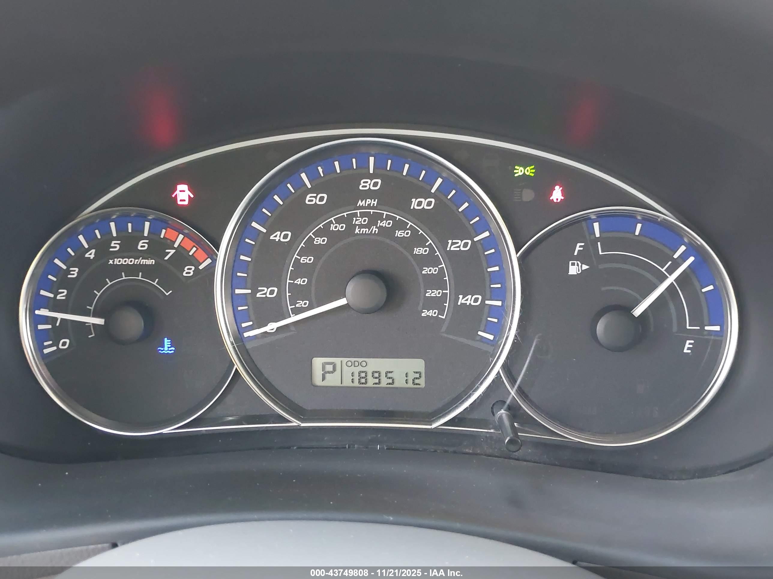 SUBARU FORESTER image 7