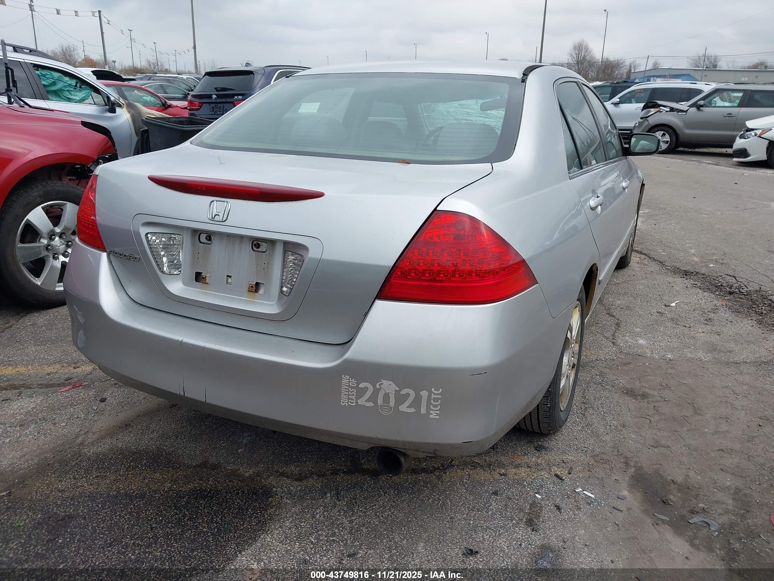 HONDA ACCORD image 4