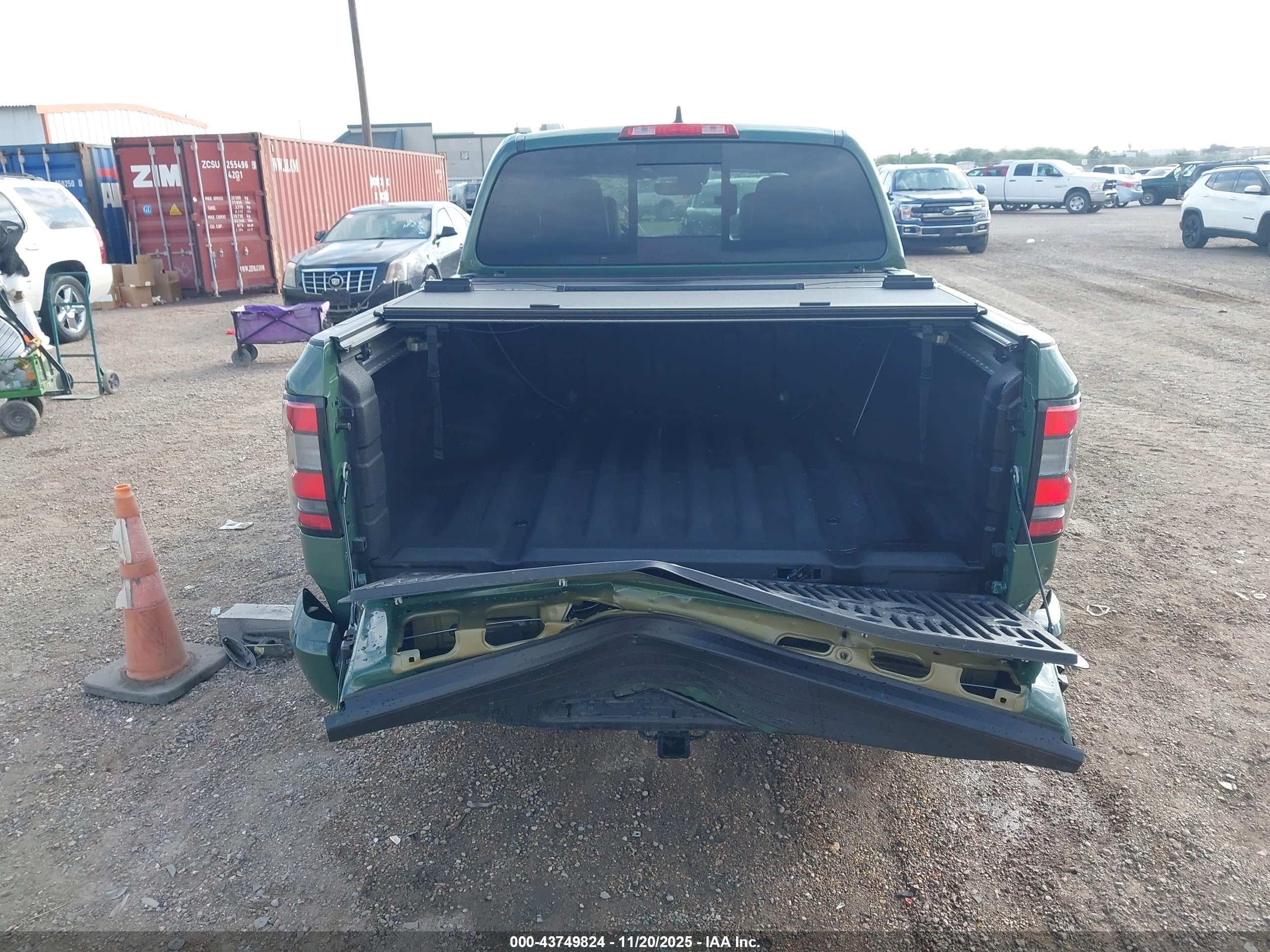 NISSAN FRONTIER image 6
