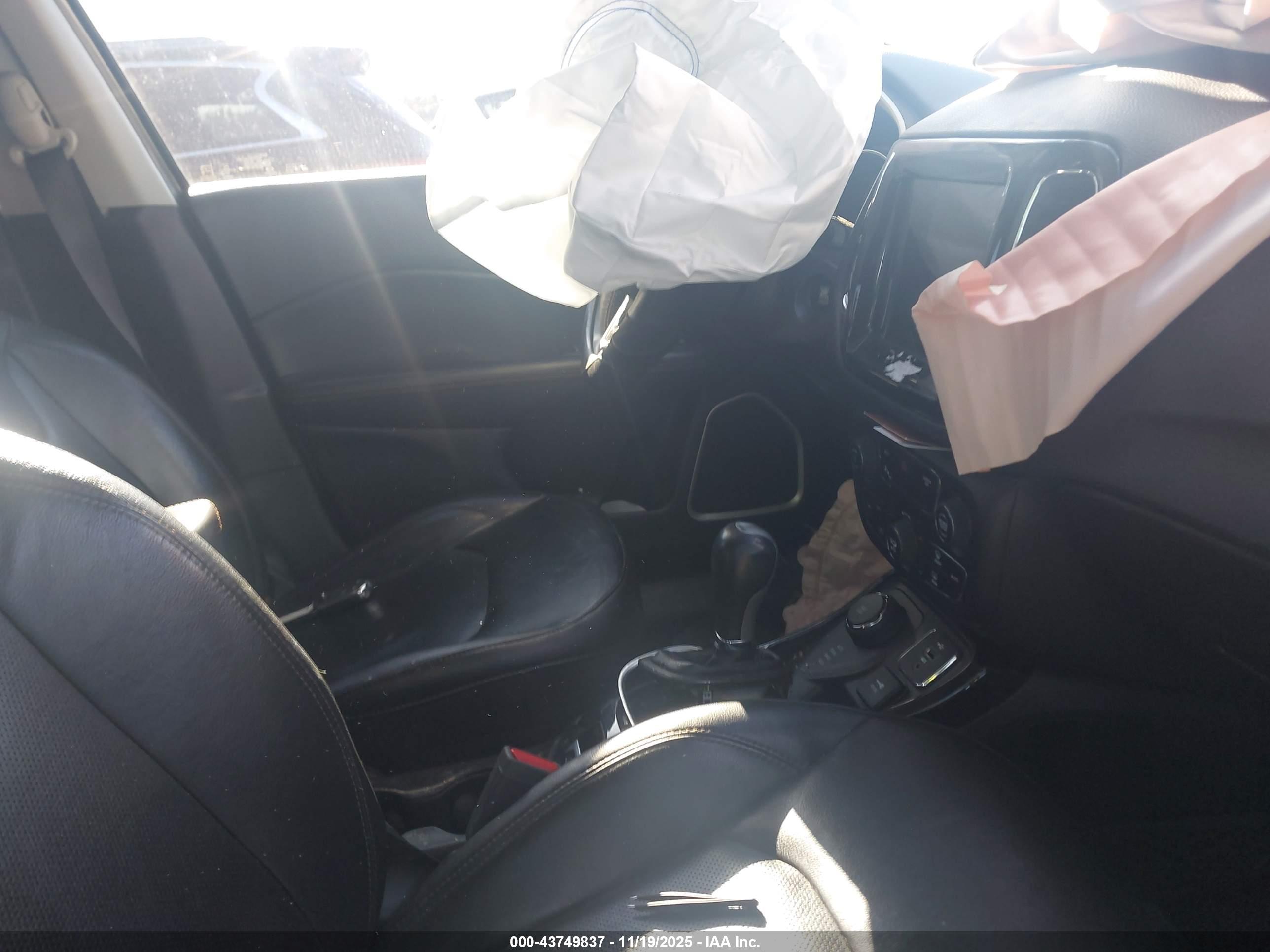 JEEP COMPASS image 5