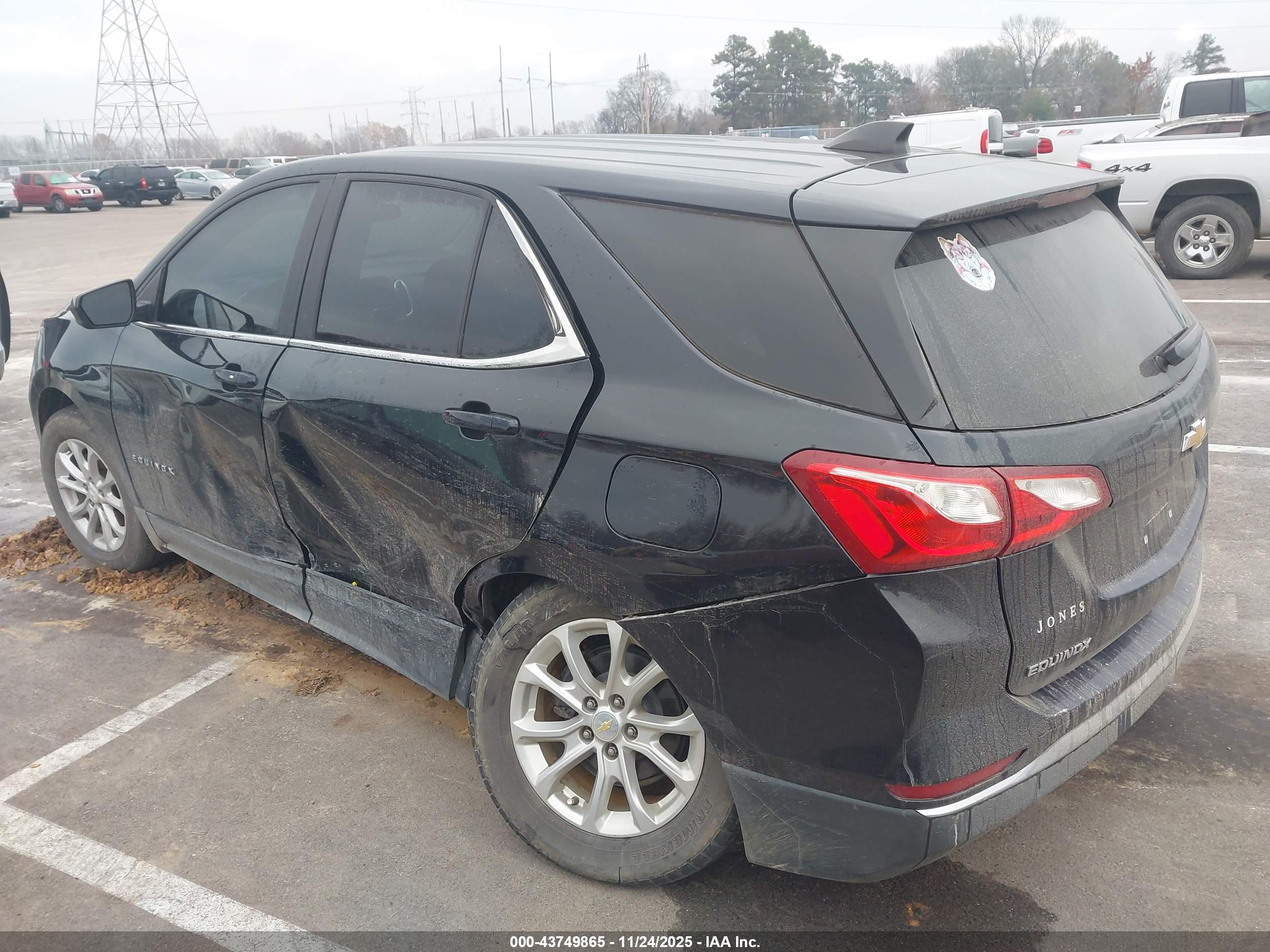 CHEVROLET EQUINOX image 3