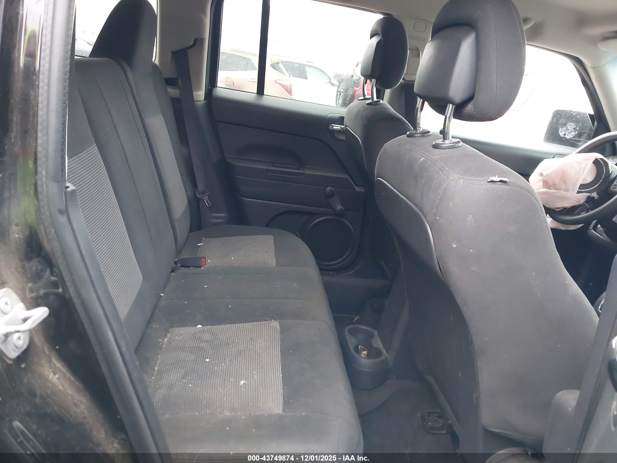 JEEP PATRIOT image 8