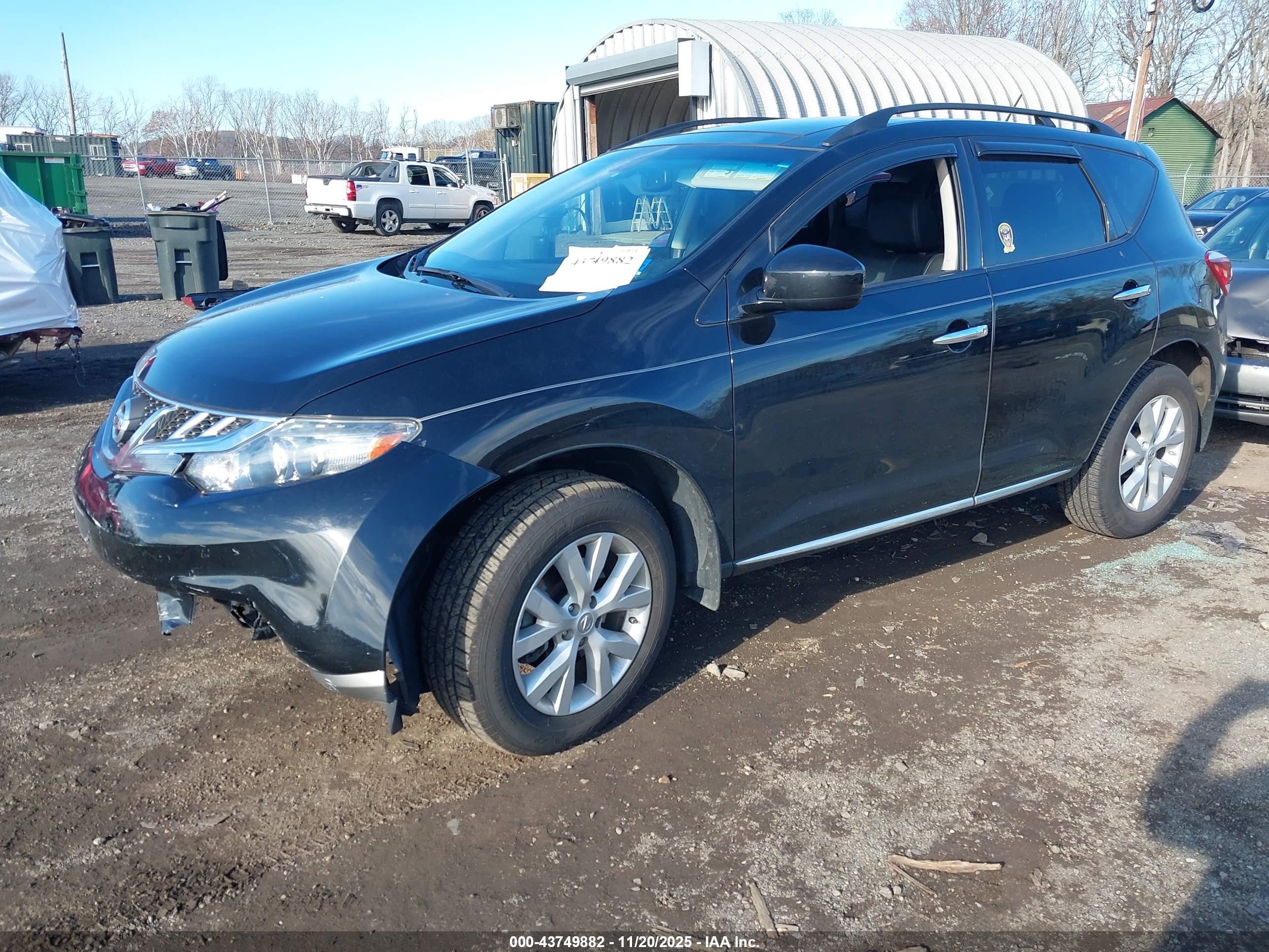 NISSAN MURANO image 2