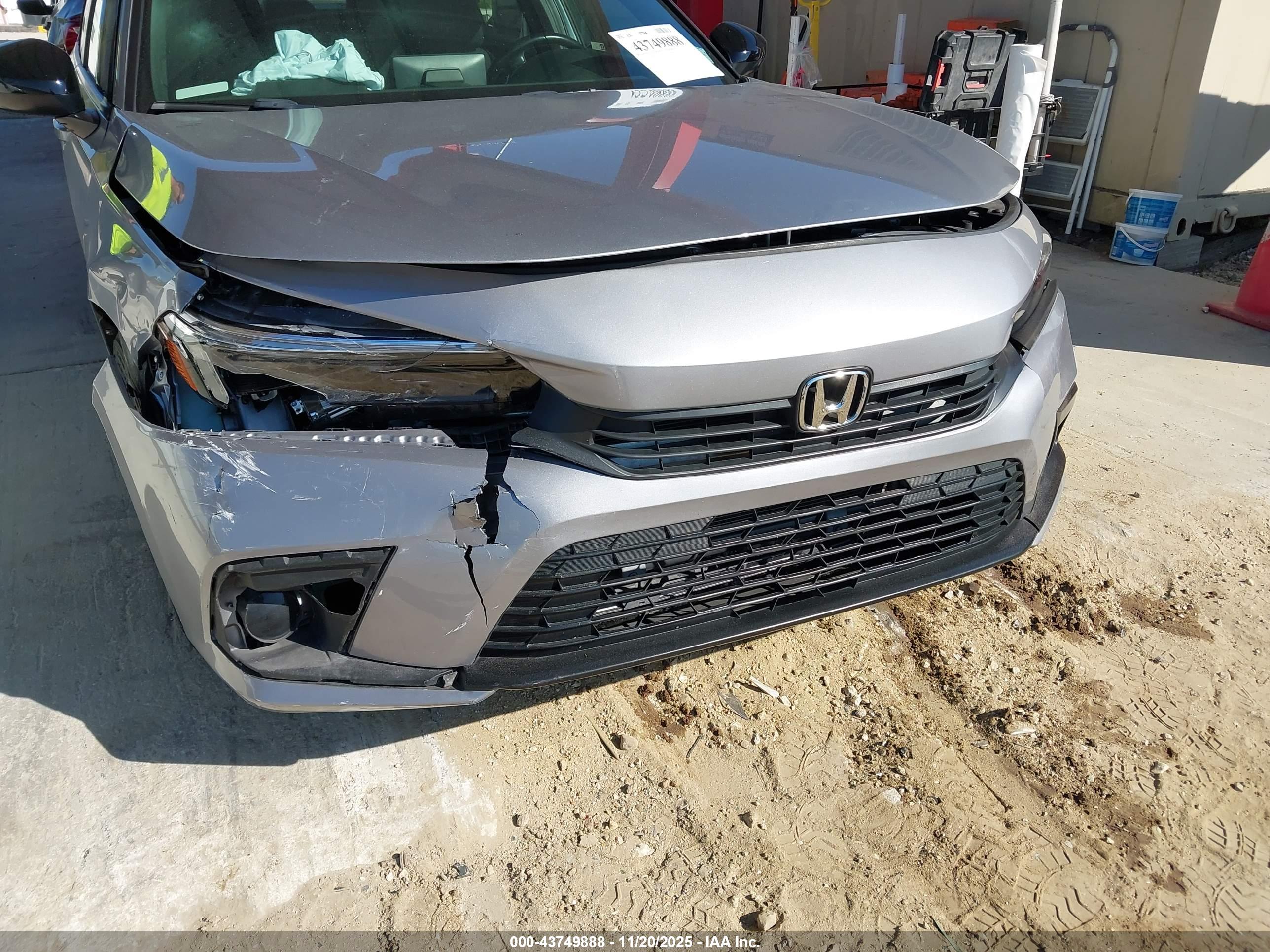 HONDA CIVIC image 6