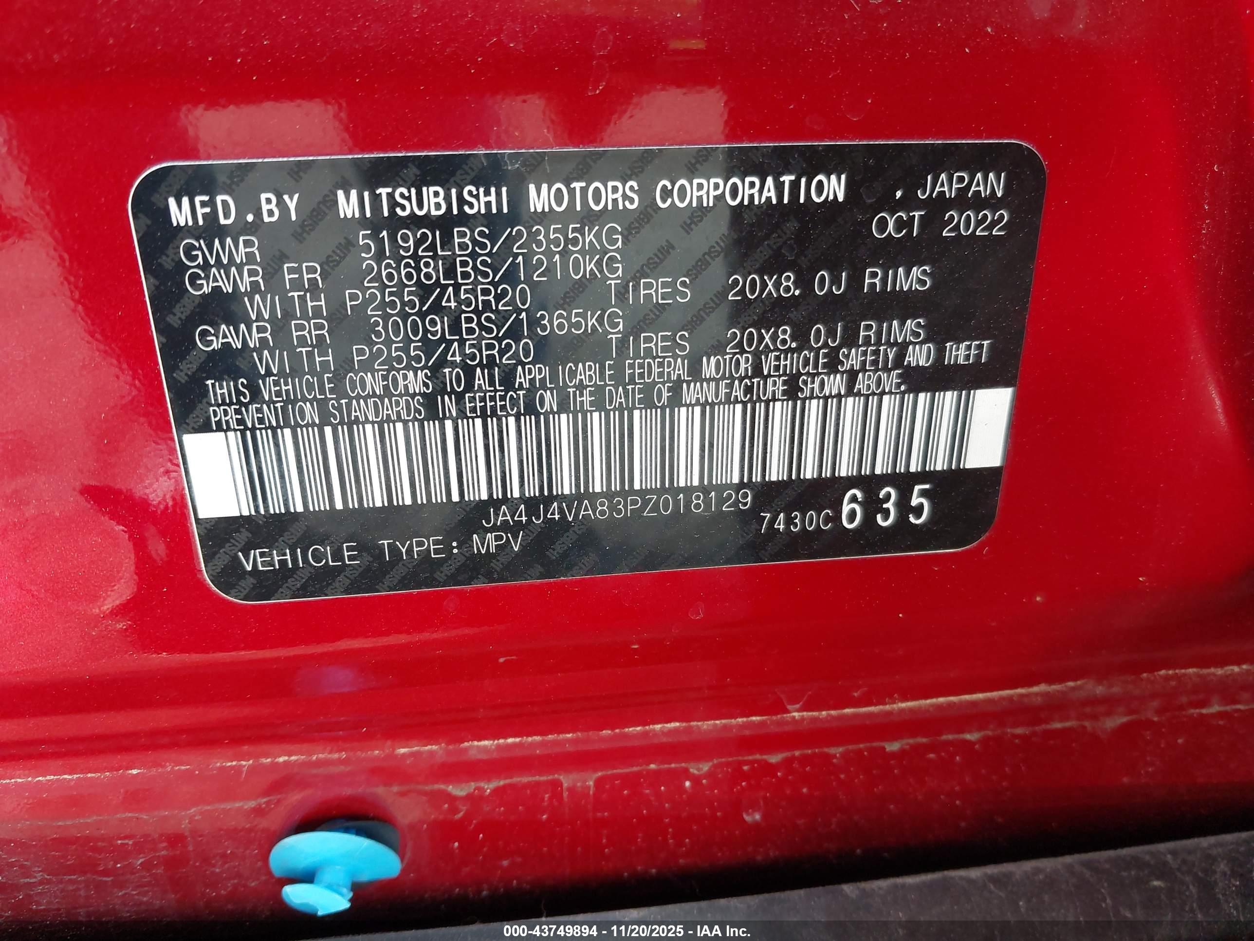 MITSUBISHI OUTLANDER image 9