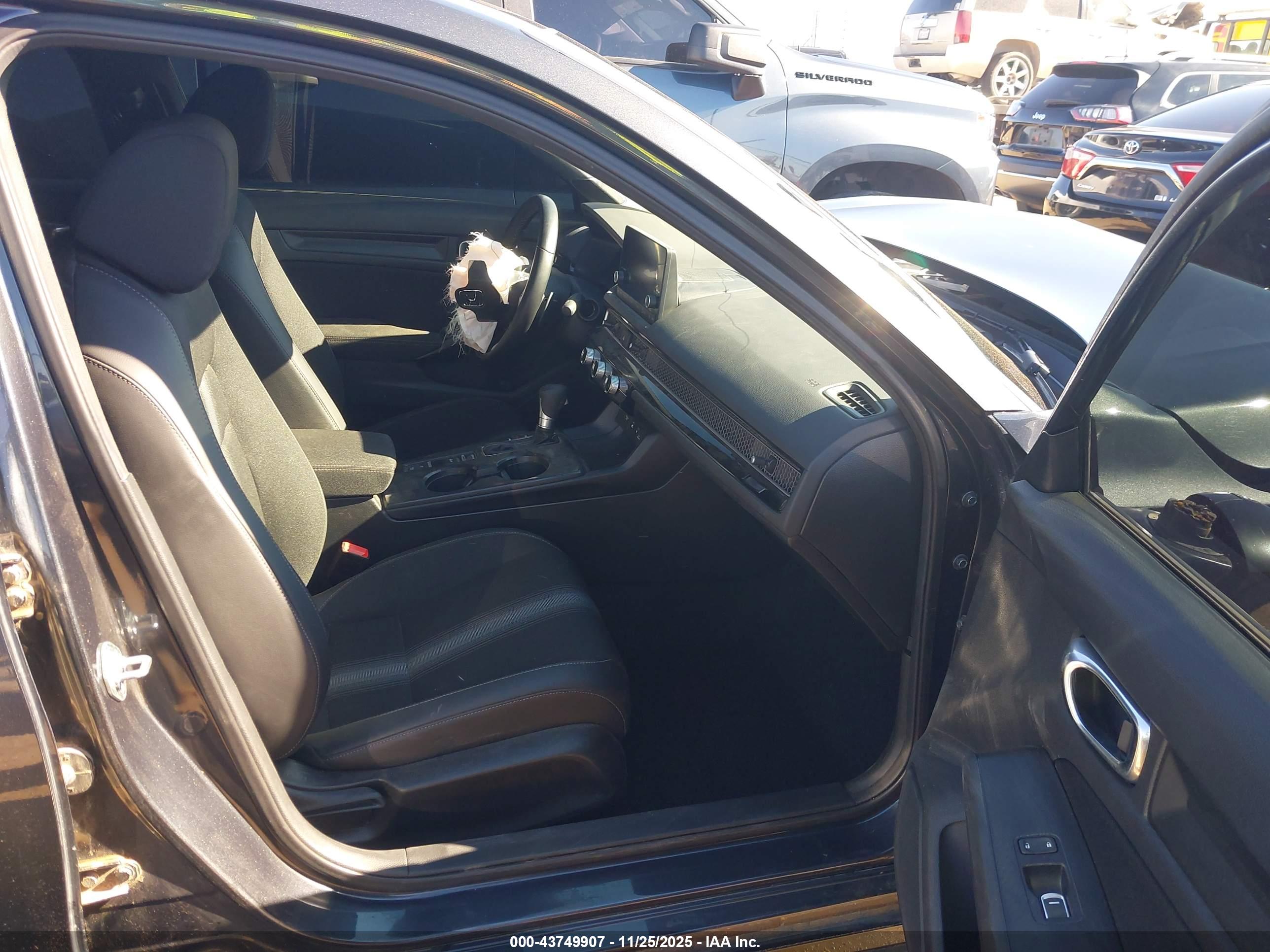 HONDA CIVIC image 5