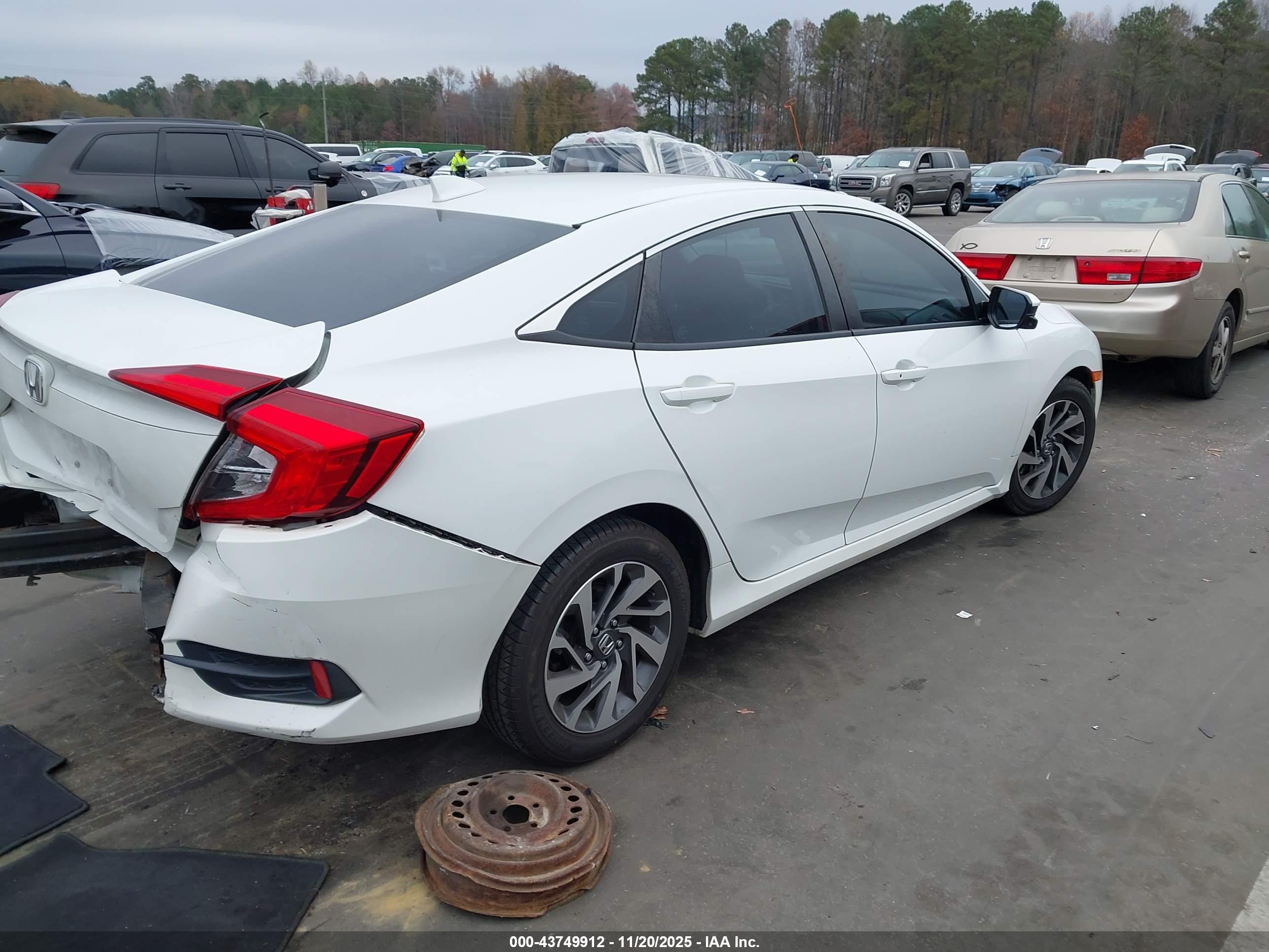 HONDA CIVIC image 4