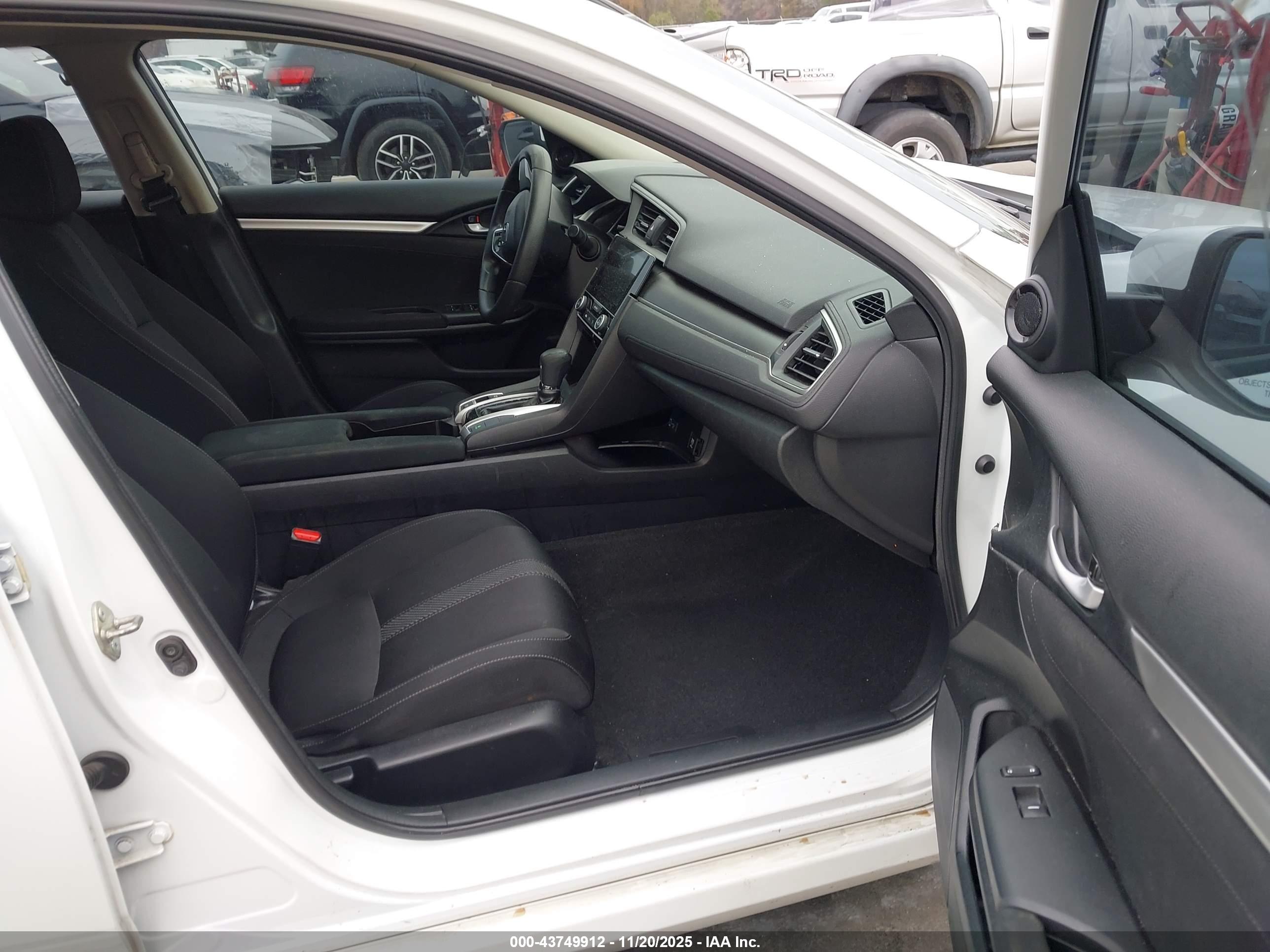 HONDA CIVIC image 5