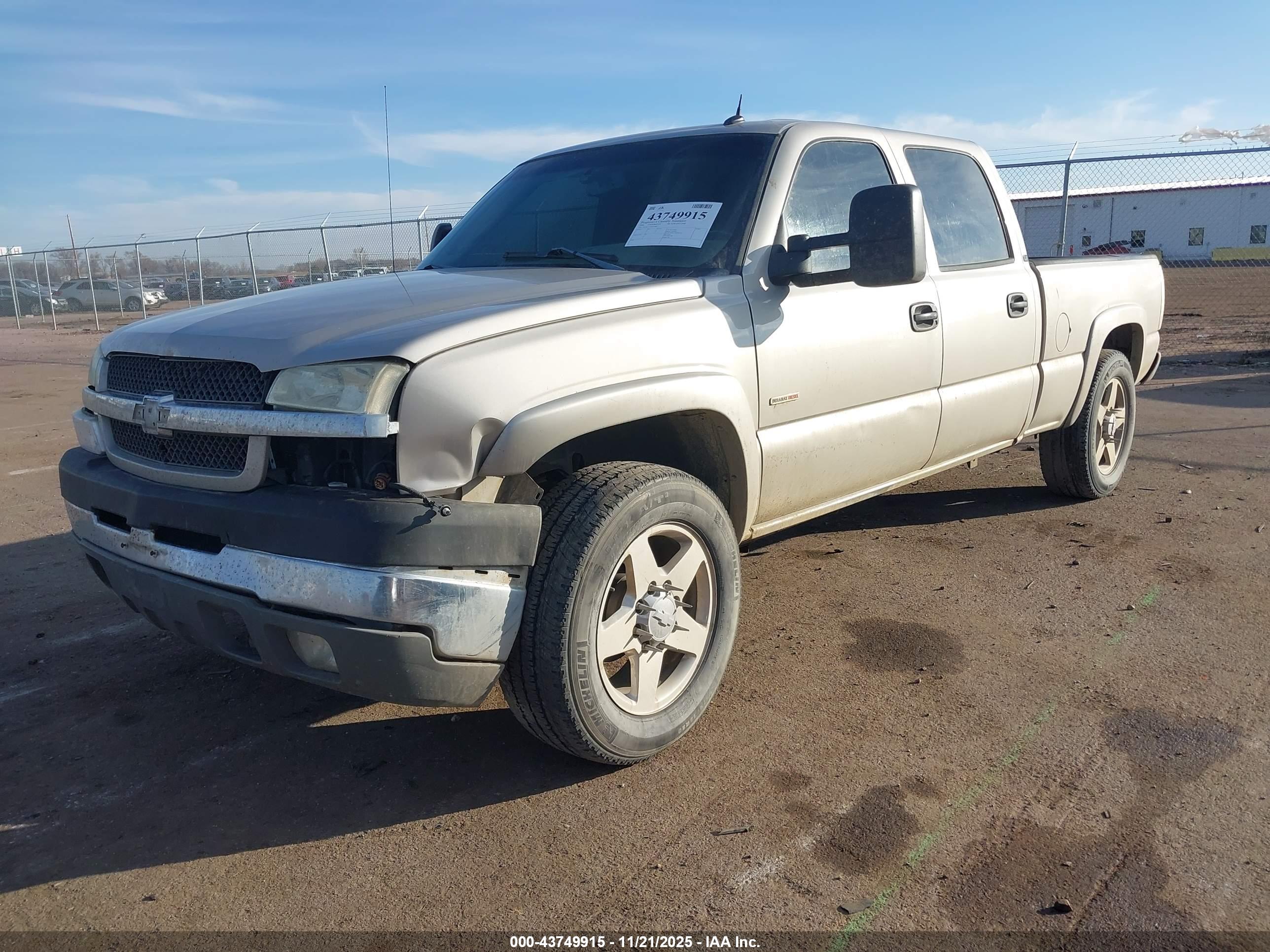 CHEVROLET SILVERADO image 2