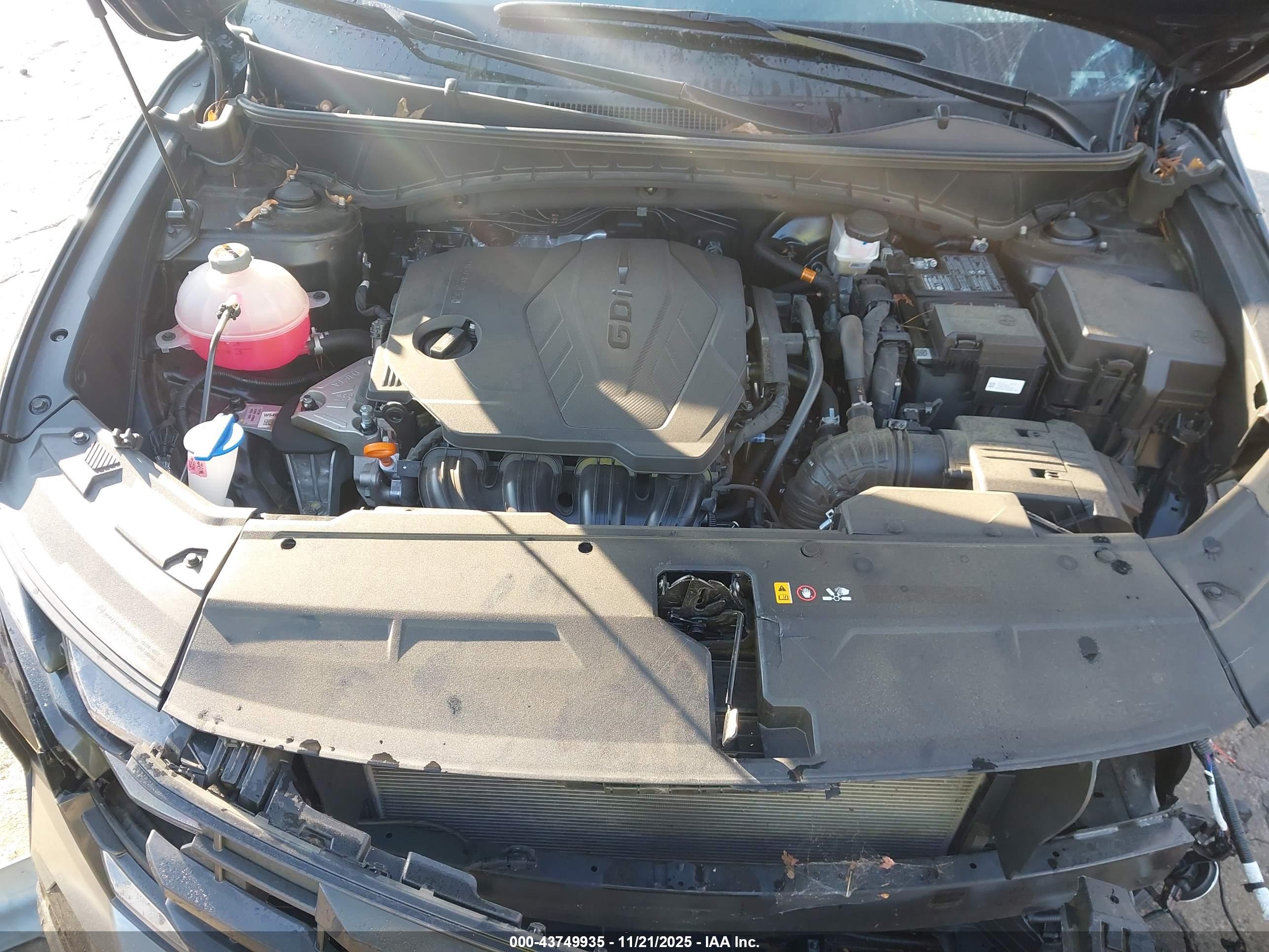 HYUNDAI TUCSON image 10