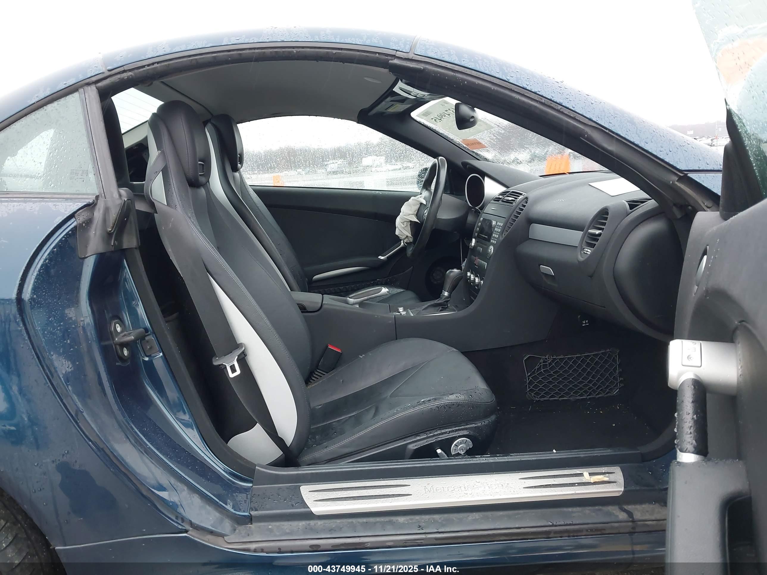 MERCEDES-BENZ SLK image 5