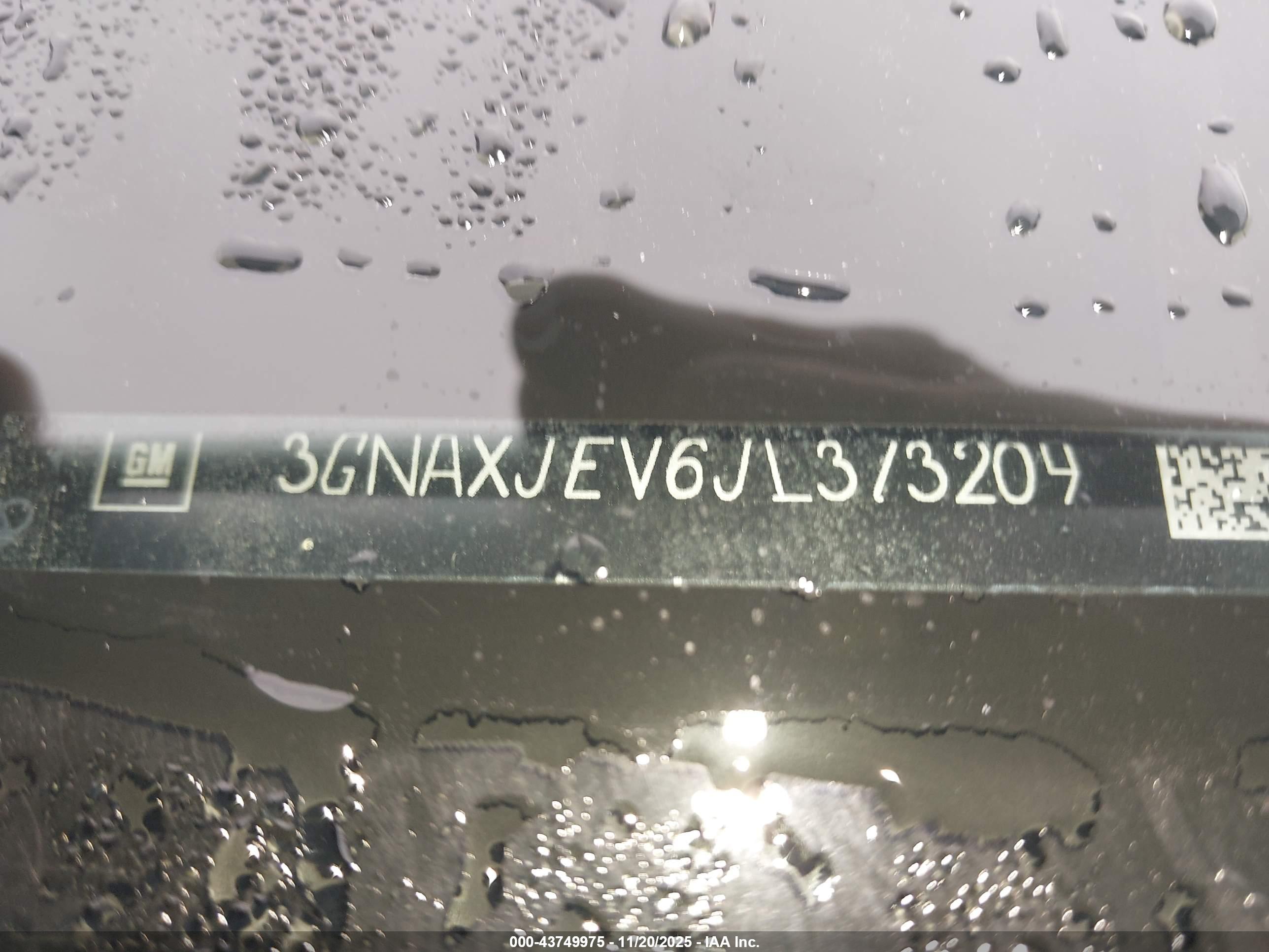 CHEVROLET EQUINOX image 9