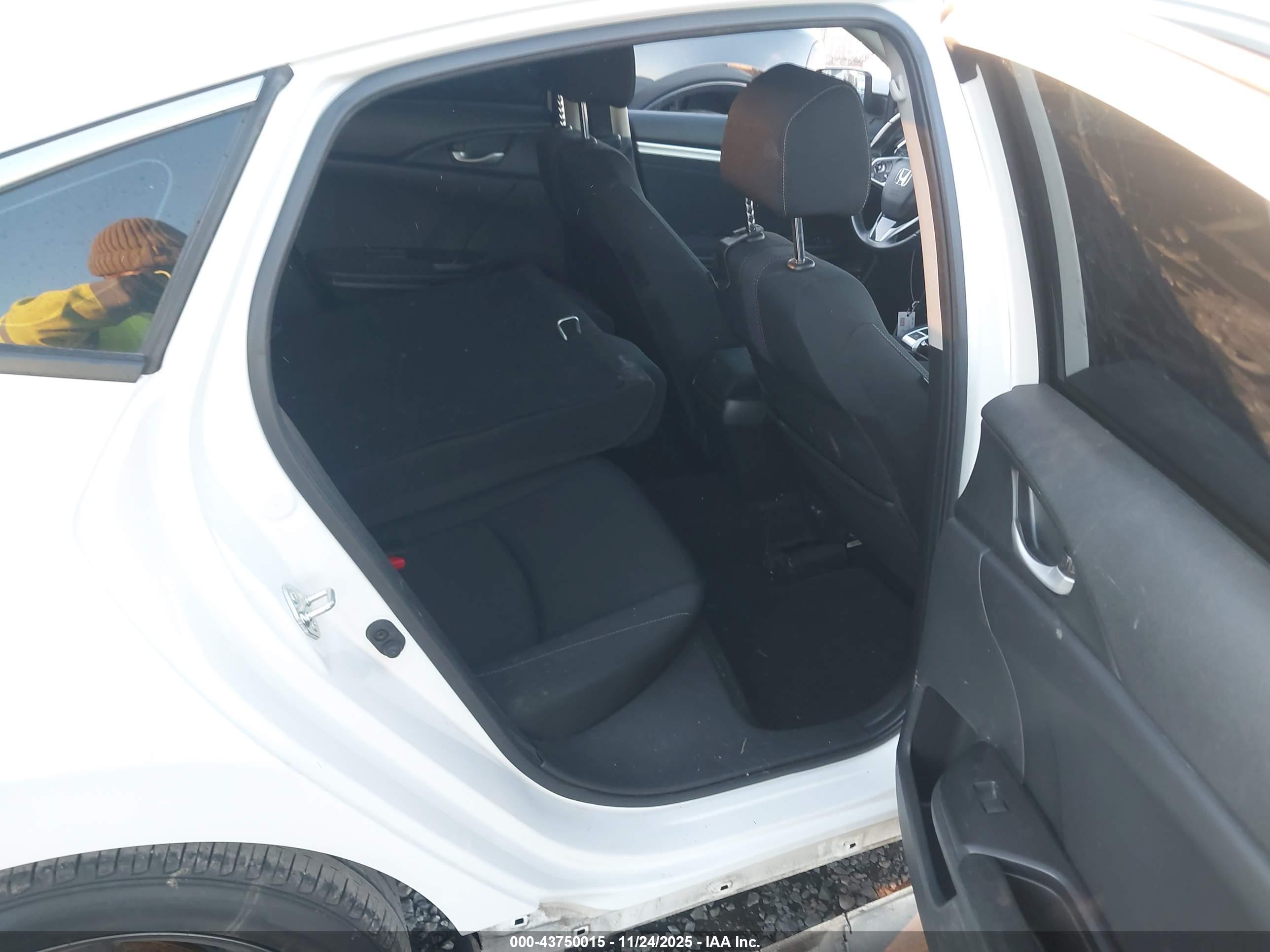 HONDA CIVIC image 8